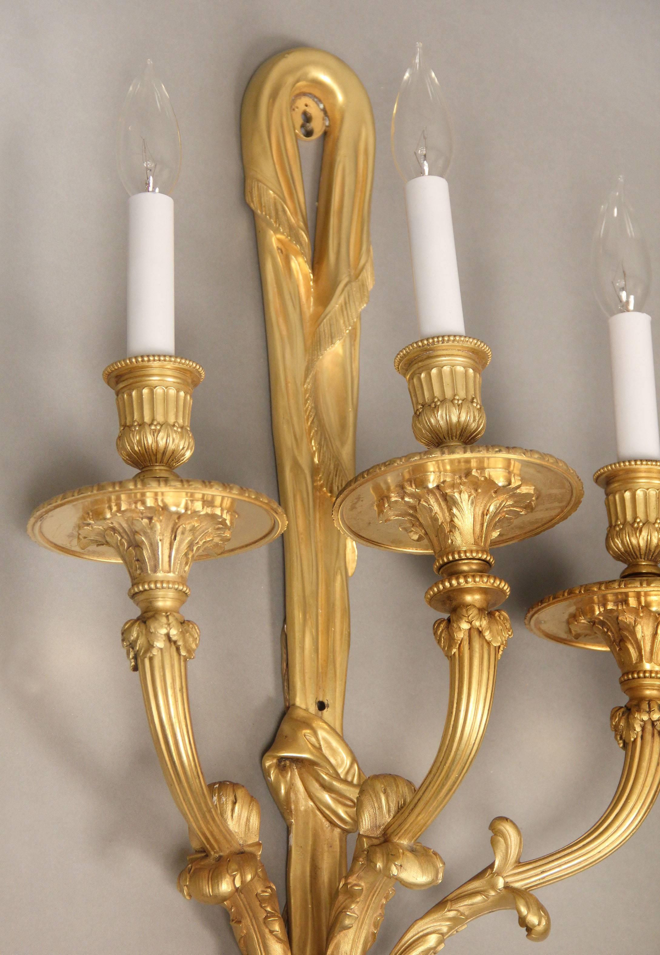 Belle Époque Excellent Pair of Early 20th Century Gilt Bronze Sconces by Caldwell For Sale