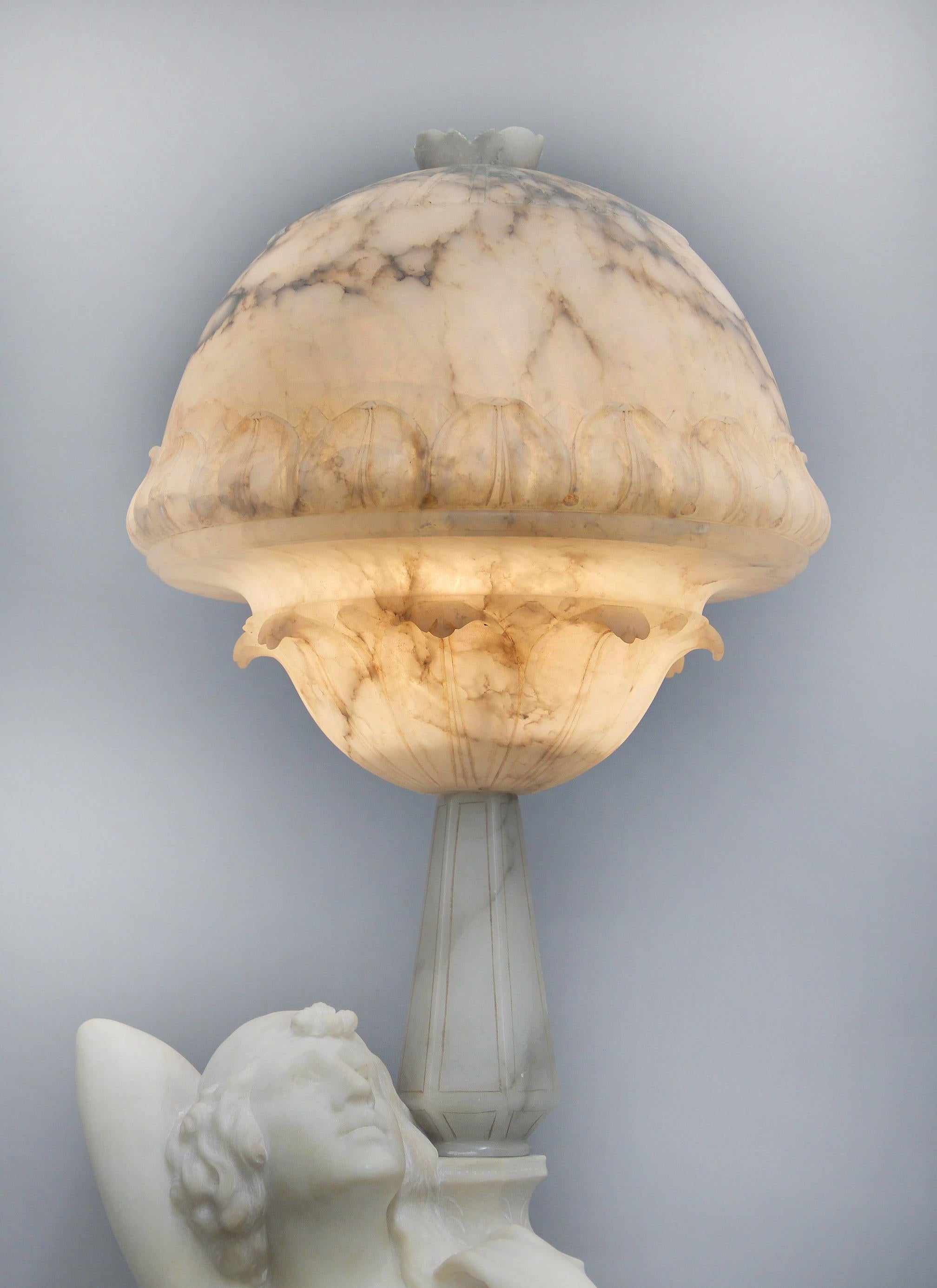 An Impressive Early 20th Century Italian Figural Sculpture Lamp by L. Gremigni For Sale 1