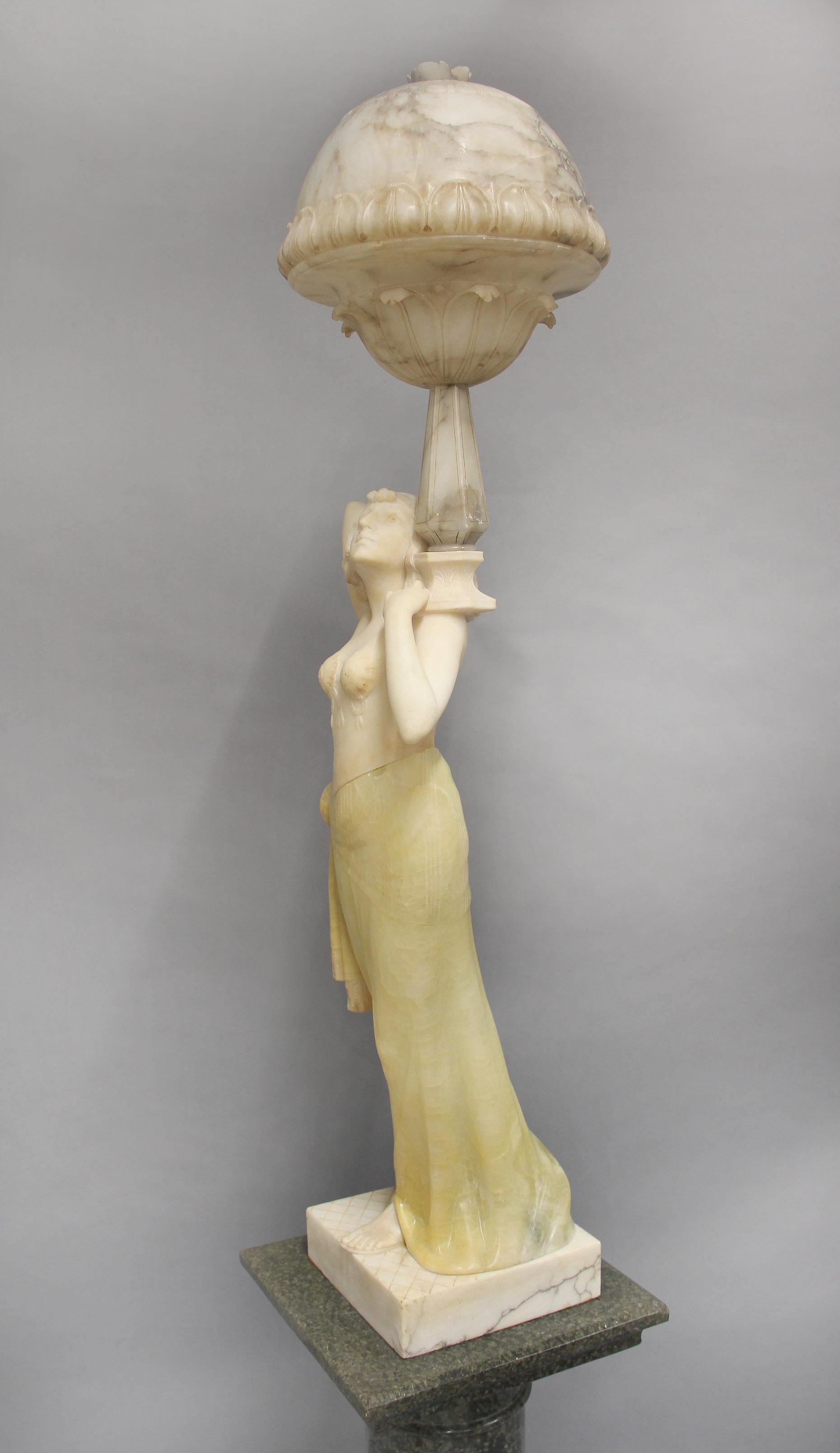 An Impressive Early 20th Century Italian Figural Sculpture Lamp by L. Gremigni For Sale 3