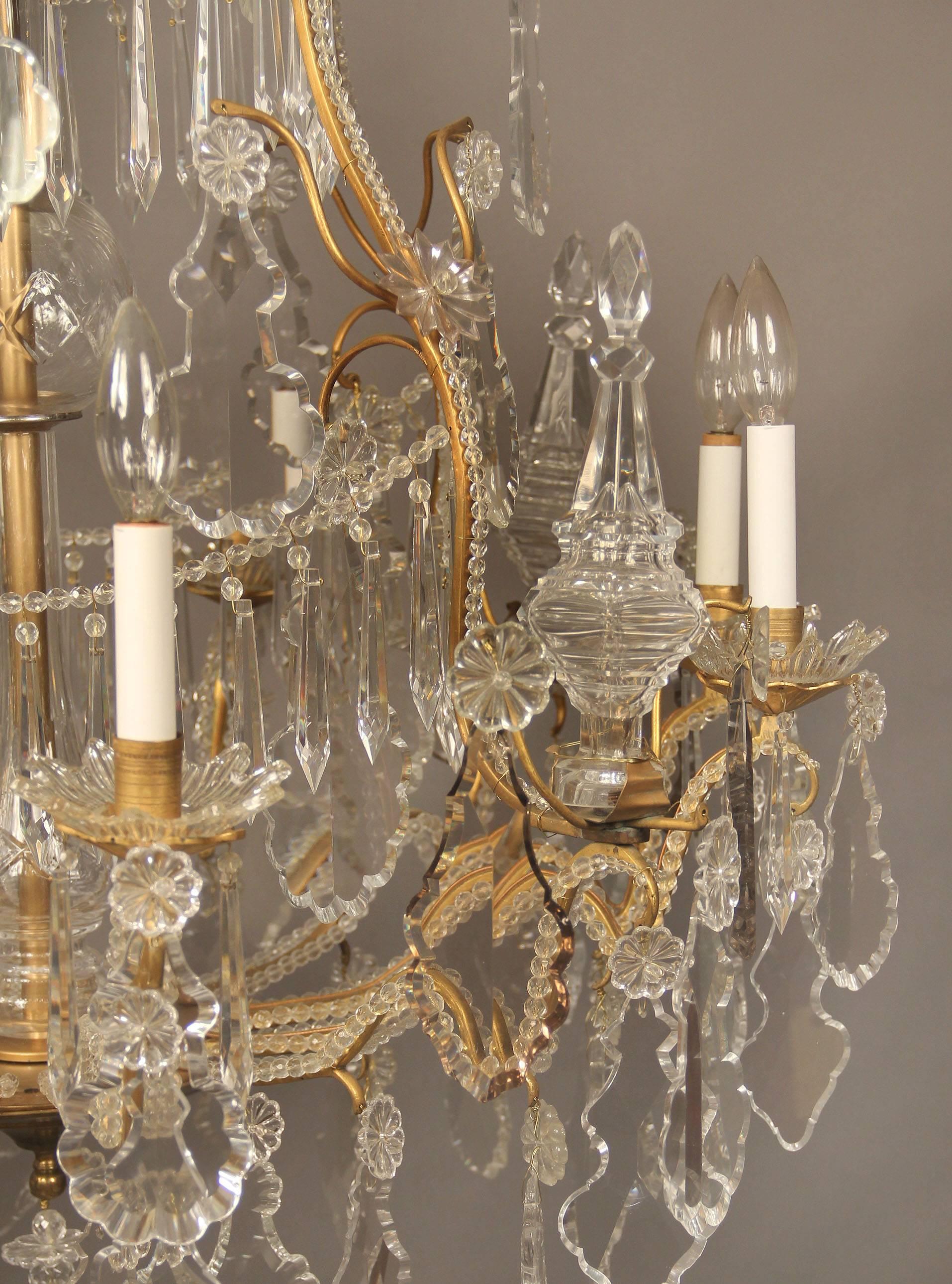 Very Fine Late 19th Century Gilt Bronze and Crystal Chandelier For Sale 1