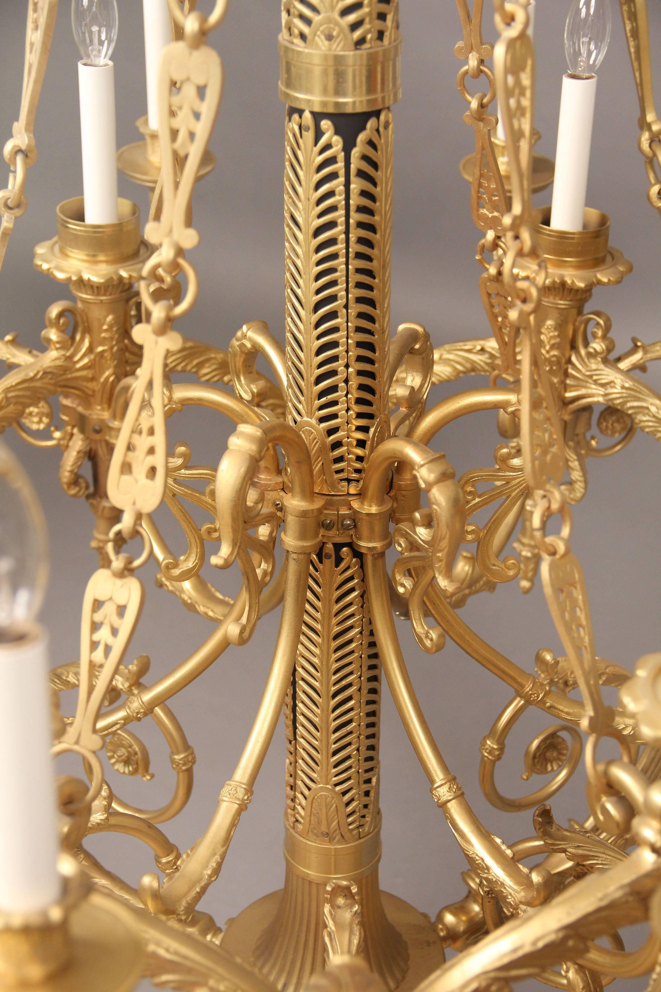 Large and Important Early 20th Century Gilt Bronze Empire Style Chandelier For Sale 1