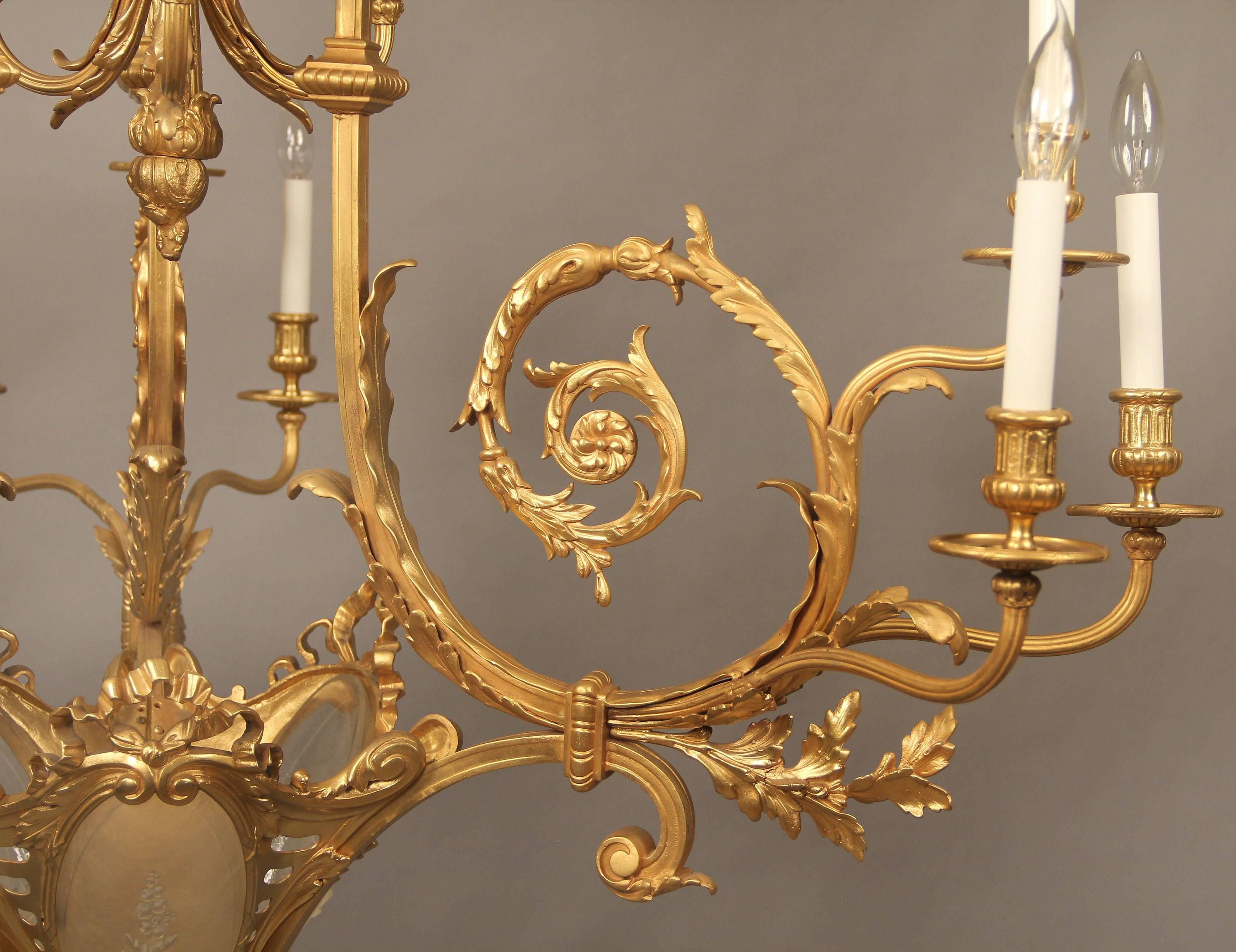 Belle Époque Exceptional Early 20th Century Gilt Bronze Fifteen-Light Chandelier