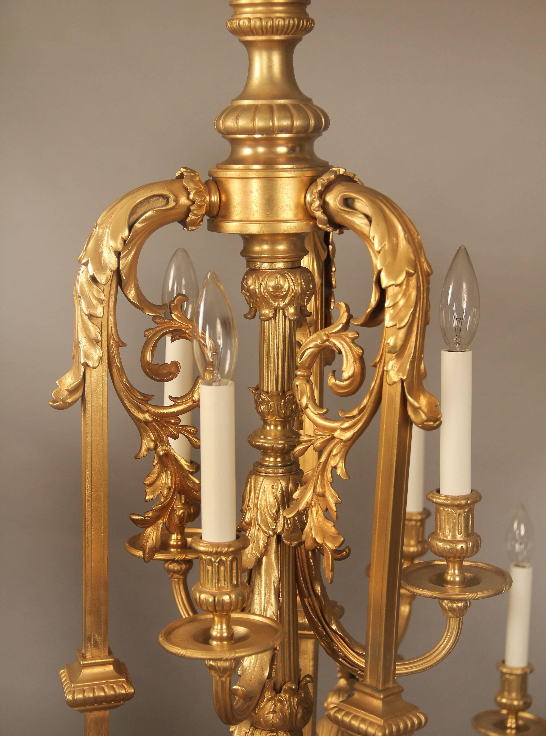 French Exceptional Early 20th Century Gilt Bronze Fifteen-Light Chandelier