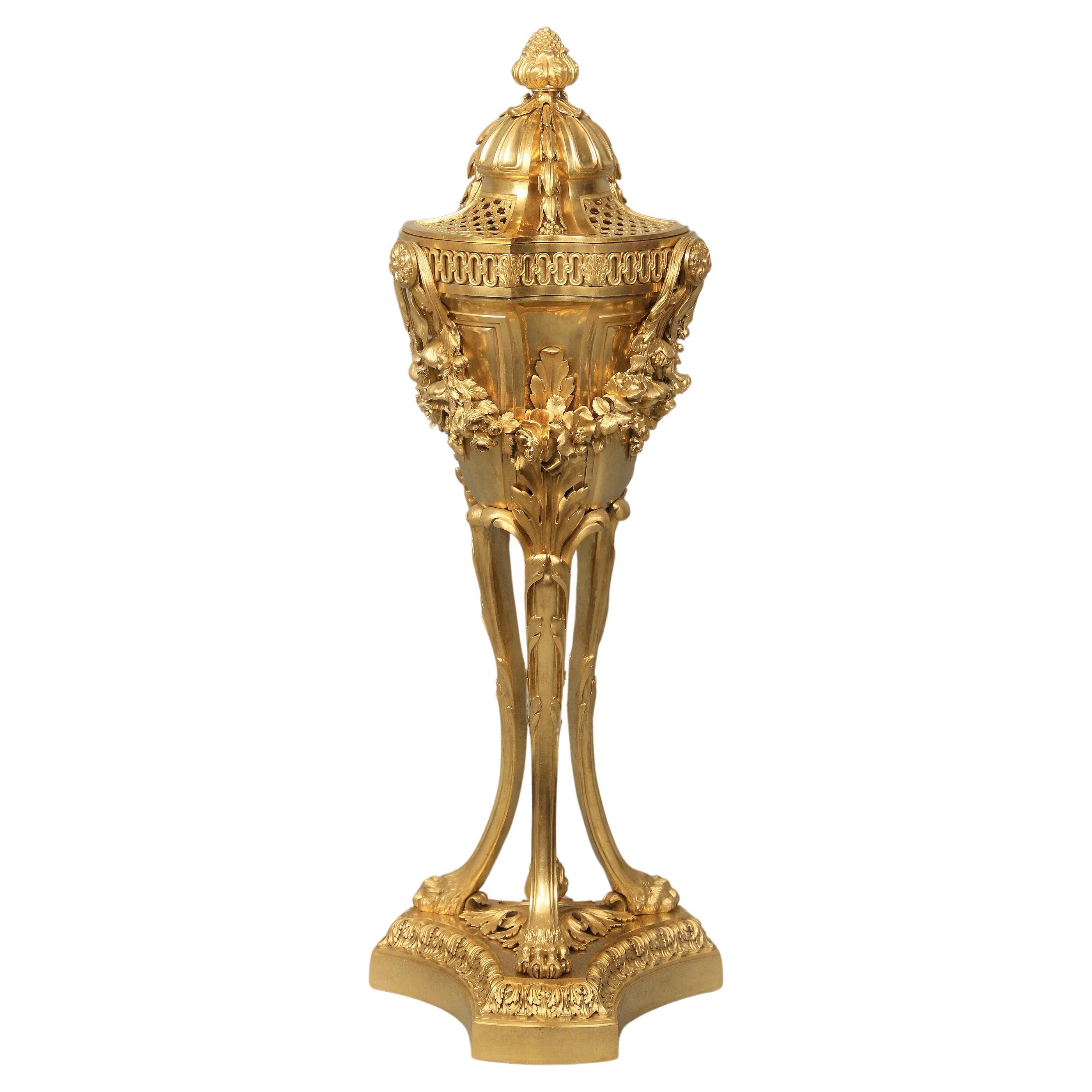 Schönes gebürstetes Parfüm aus vergoldeter Bronze im Louis XV.-Stil des späten 19. Jahrhunderts