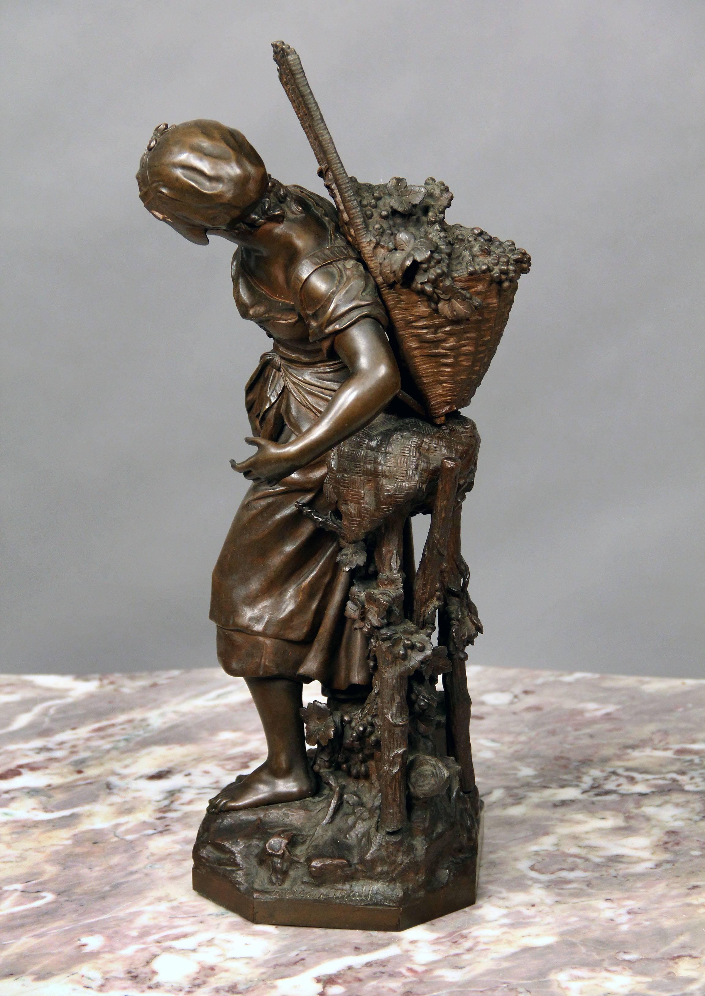 Francese Graziosa scultura in bronzo della fine del XIX secolo di Mathurin Moreau in vendita