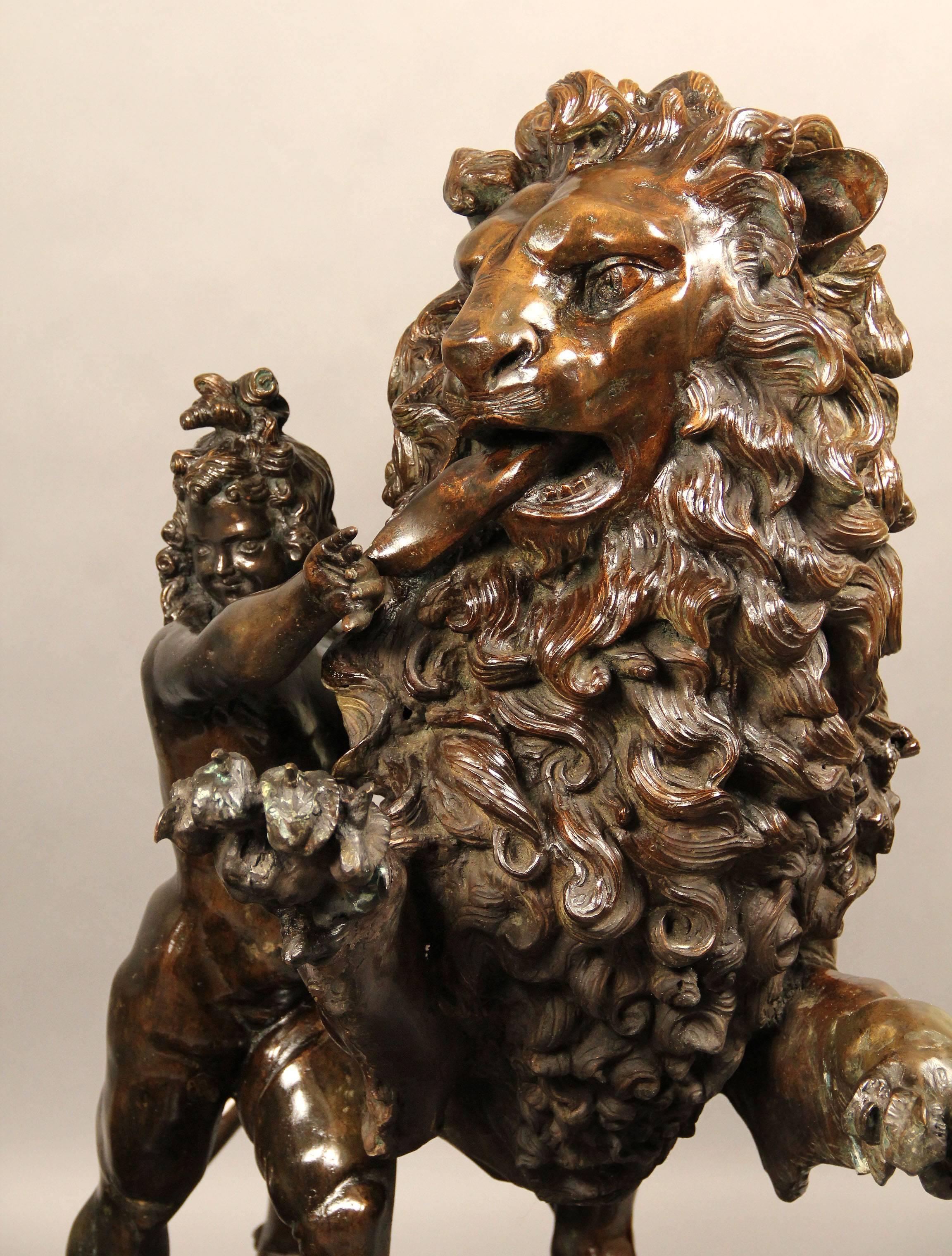 Belle Époque Large Pair of Early 20th Century Bronzes of a Lion and Tiger For Sale
