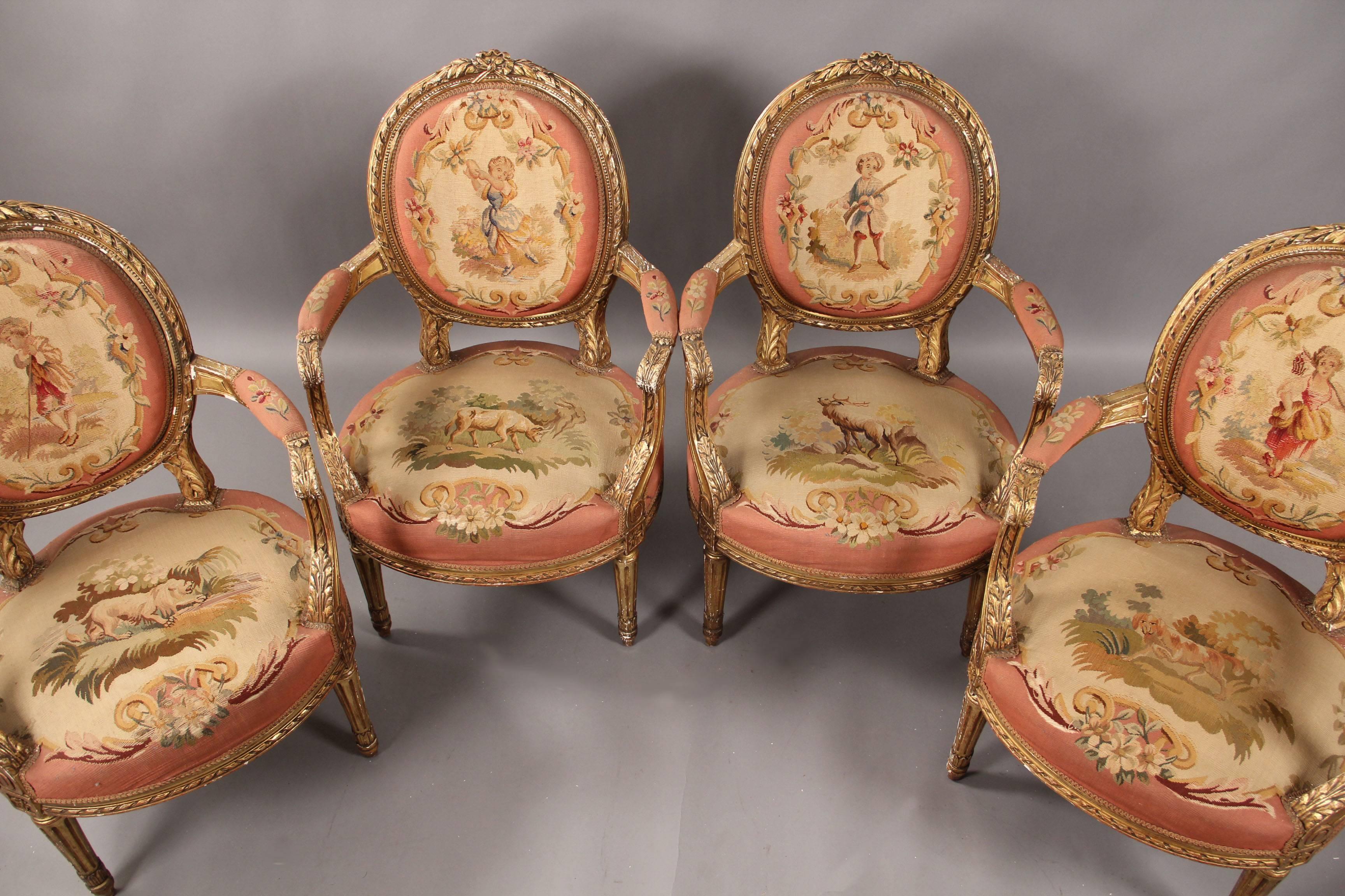 Schönes fünfteiliges geschnitztes Giltwood-Aubusson-Salon-Set aus dem späten 19. Jahrhundert (Französisch) im Angebot