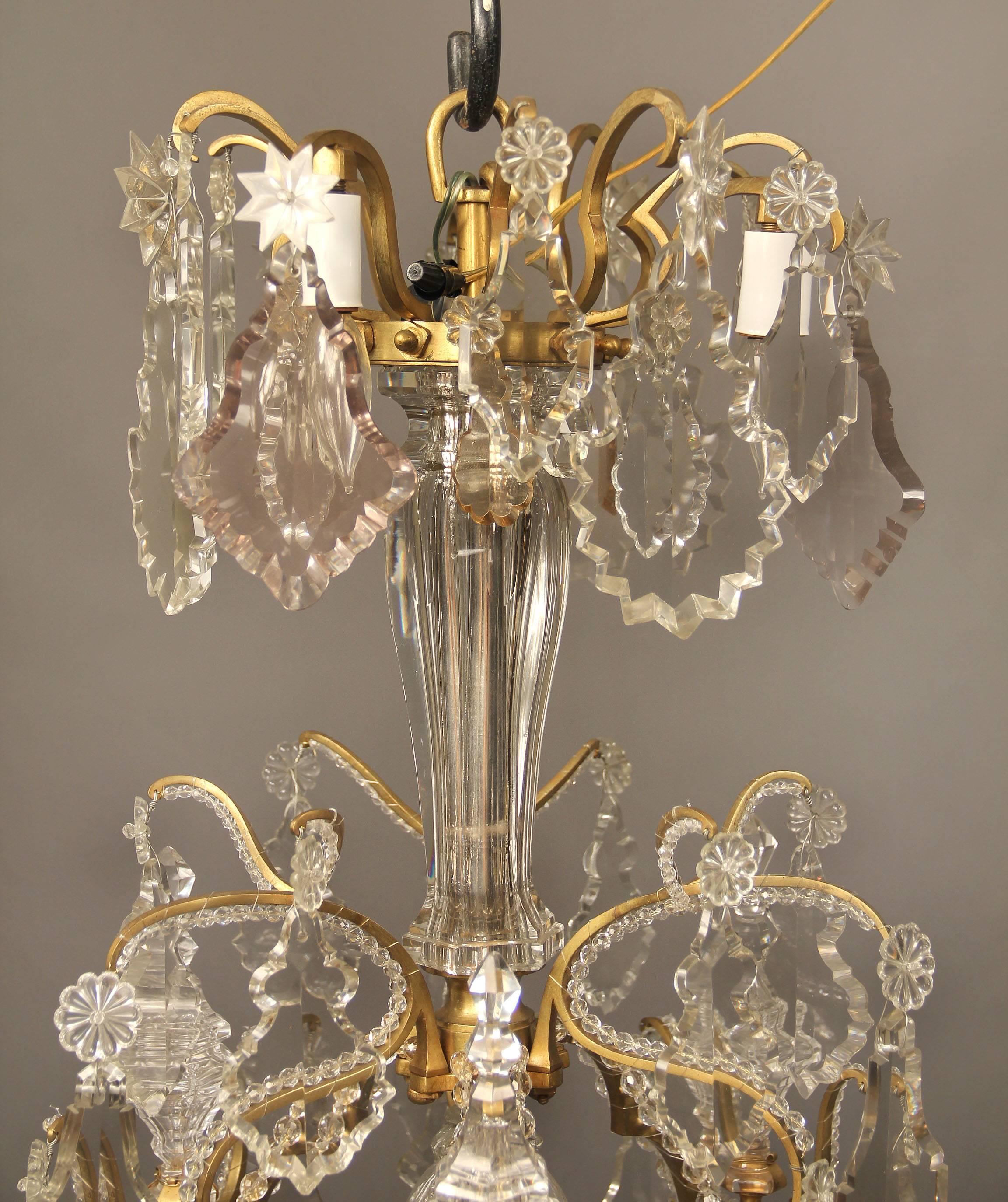 Elegant Late 19th Century Gilt Bronze and Baccarat Crystal Chandelier In Good Condition For Sale In New York, NY