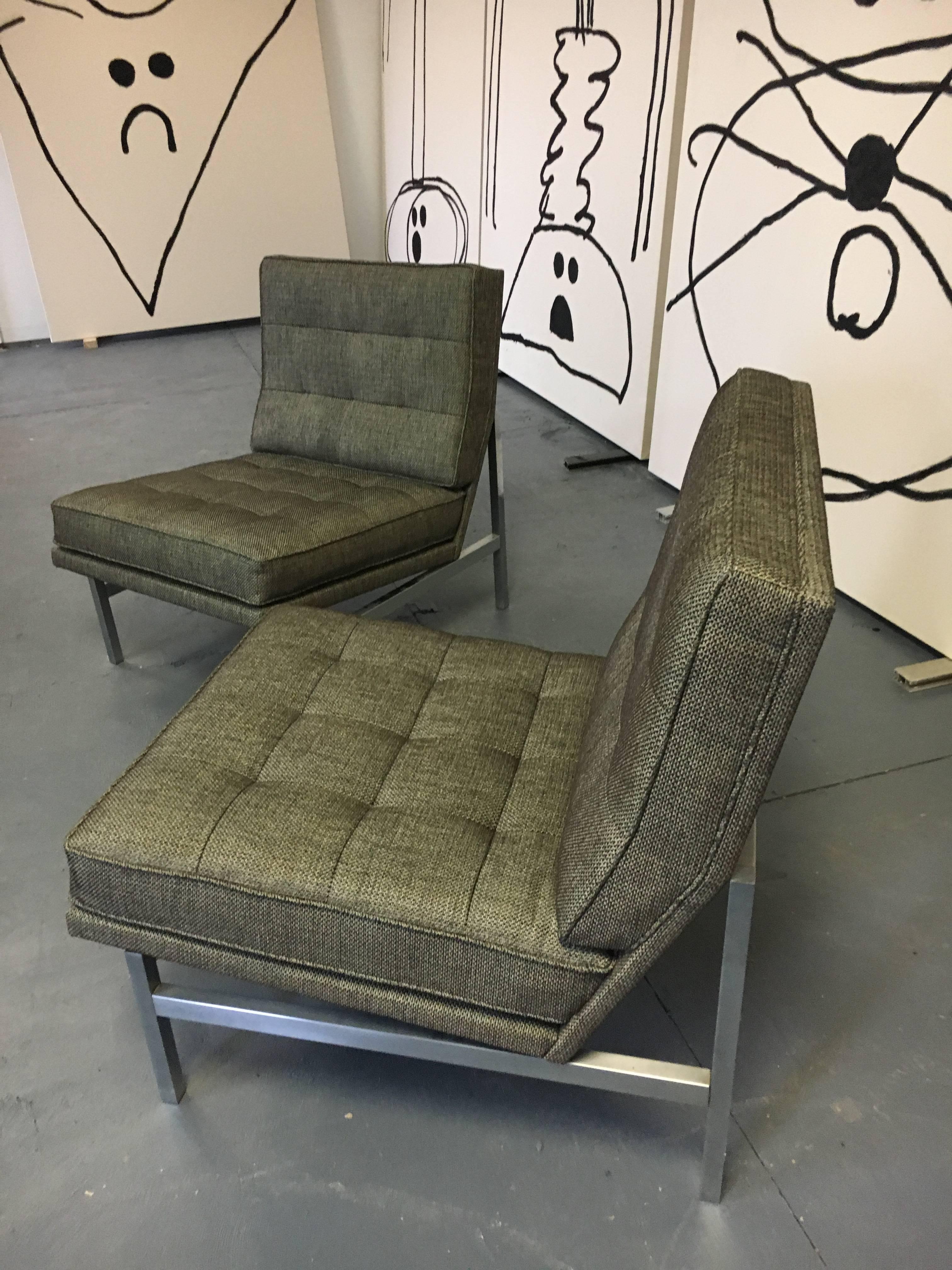 Mid-Century Modern Pair of Florence Knoll Lounge Chairs for Knoll, circa 1960s For Sale