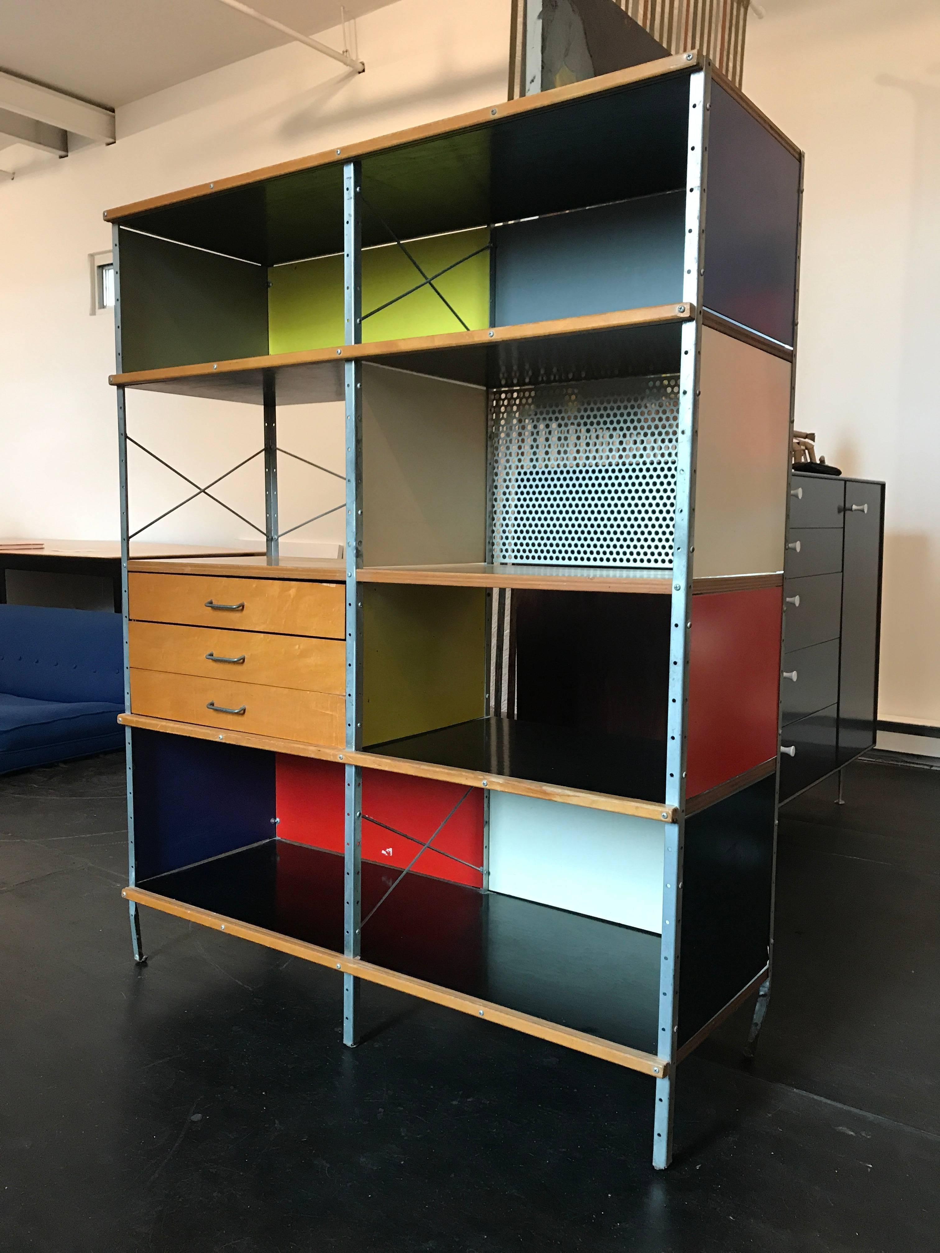 This rare storage unit by Charles and Ray Eames was bought in Detroit Michigan in 1950, almost certainly from Alexander Girard. We acquired the unit from its original owner. 400 series ESUs are exceedingly rare from the original production run