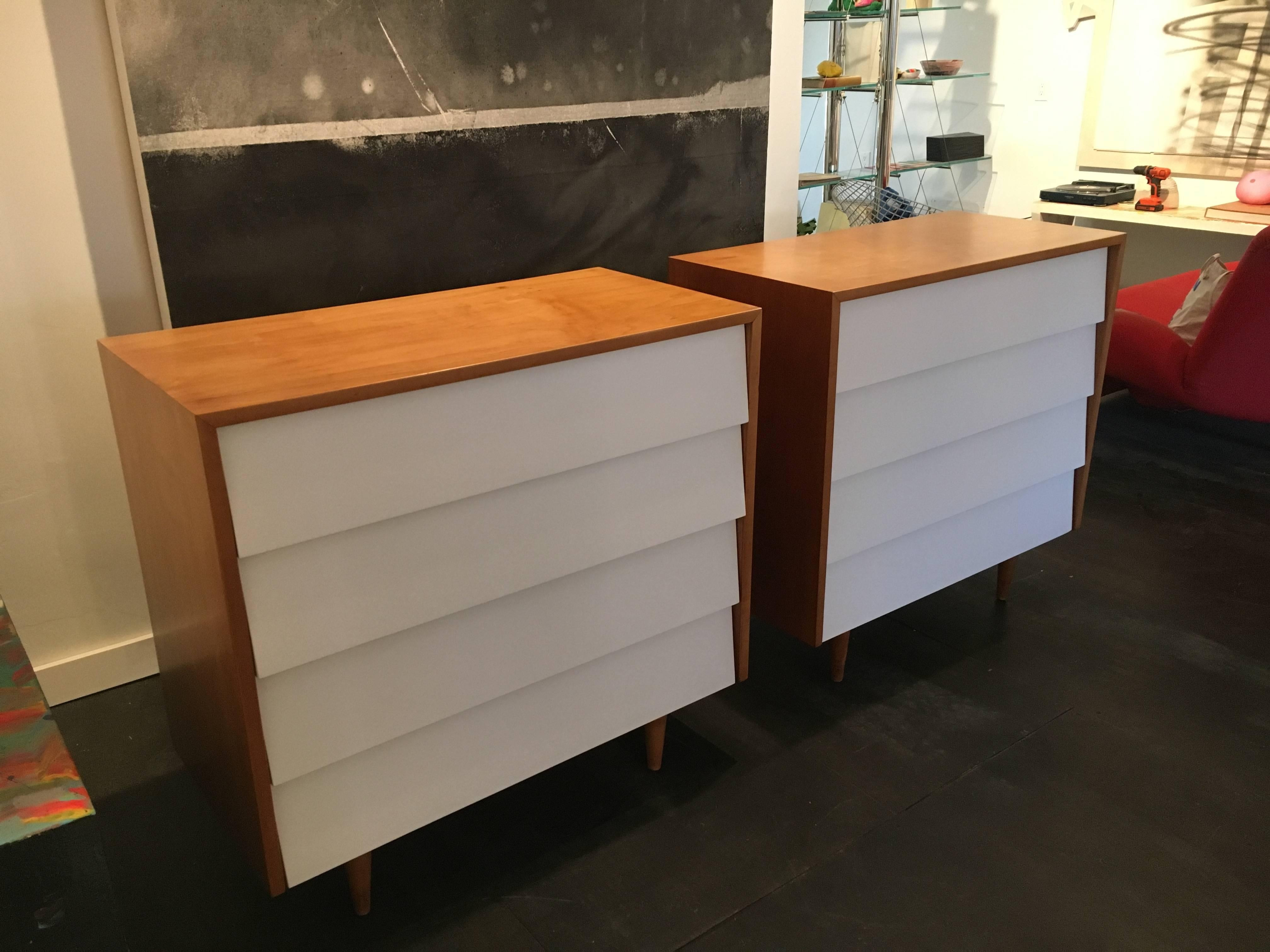 Florence Knoll Pair of Dressers or Chests, 1950 In Excellent Condition In Brooklyn, NY