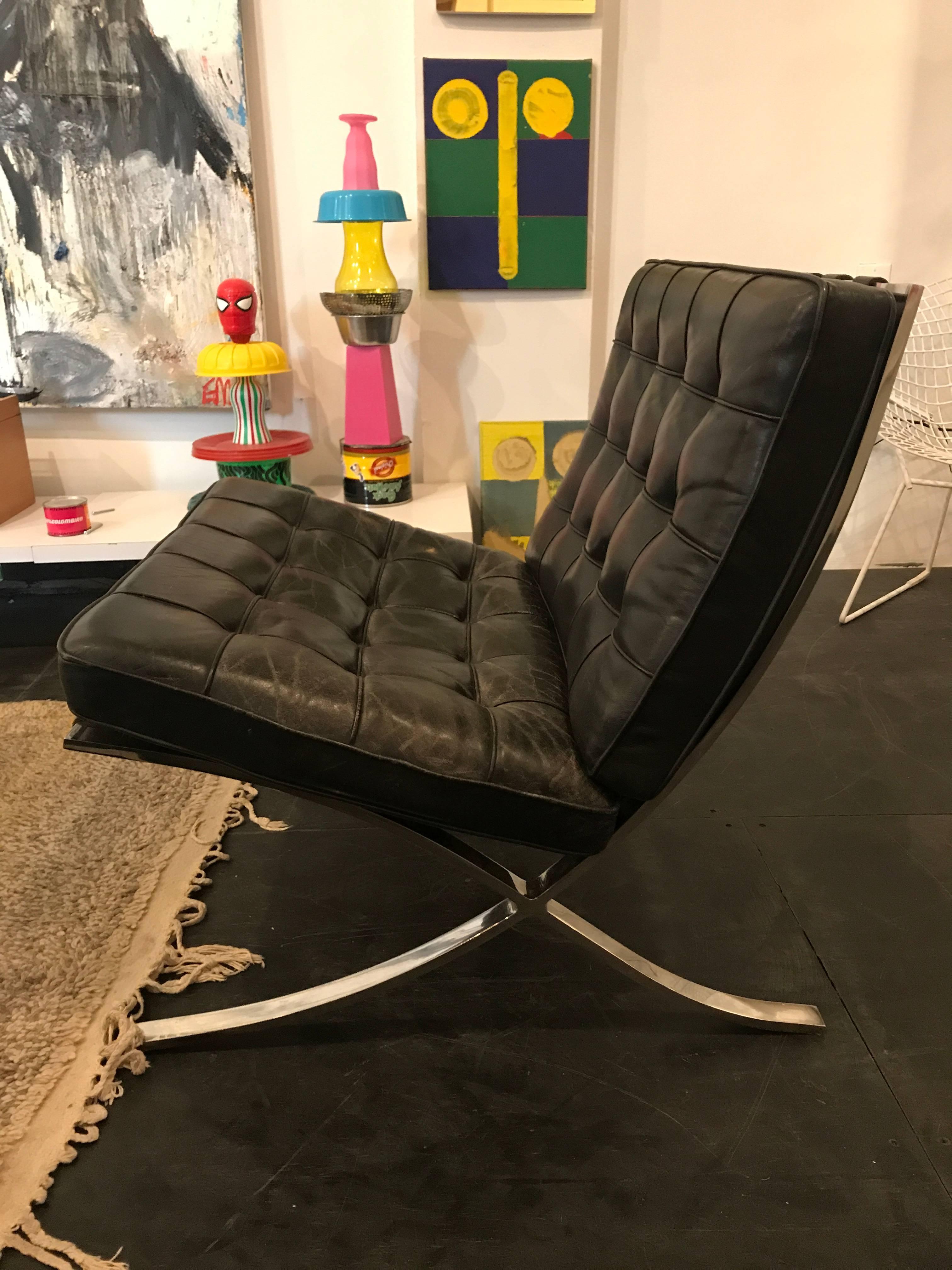 Bauhaus Ludwig Mies van der Rohe Pair of Barcelona Chairs, Knoll, Black Leather