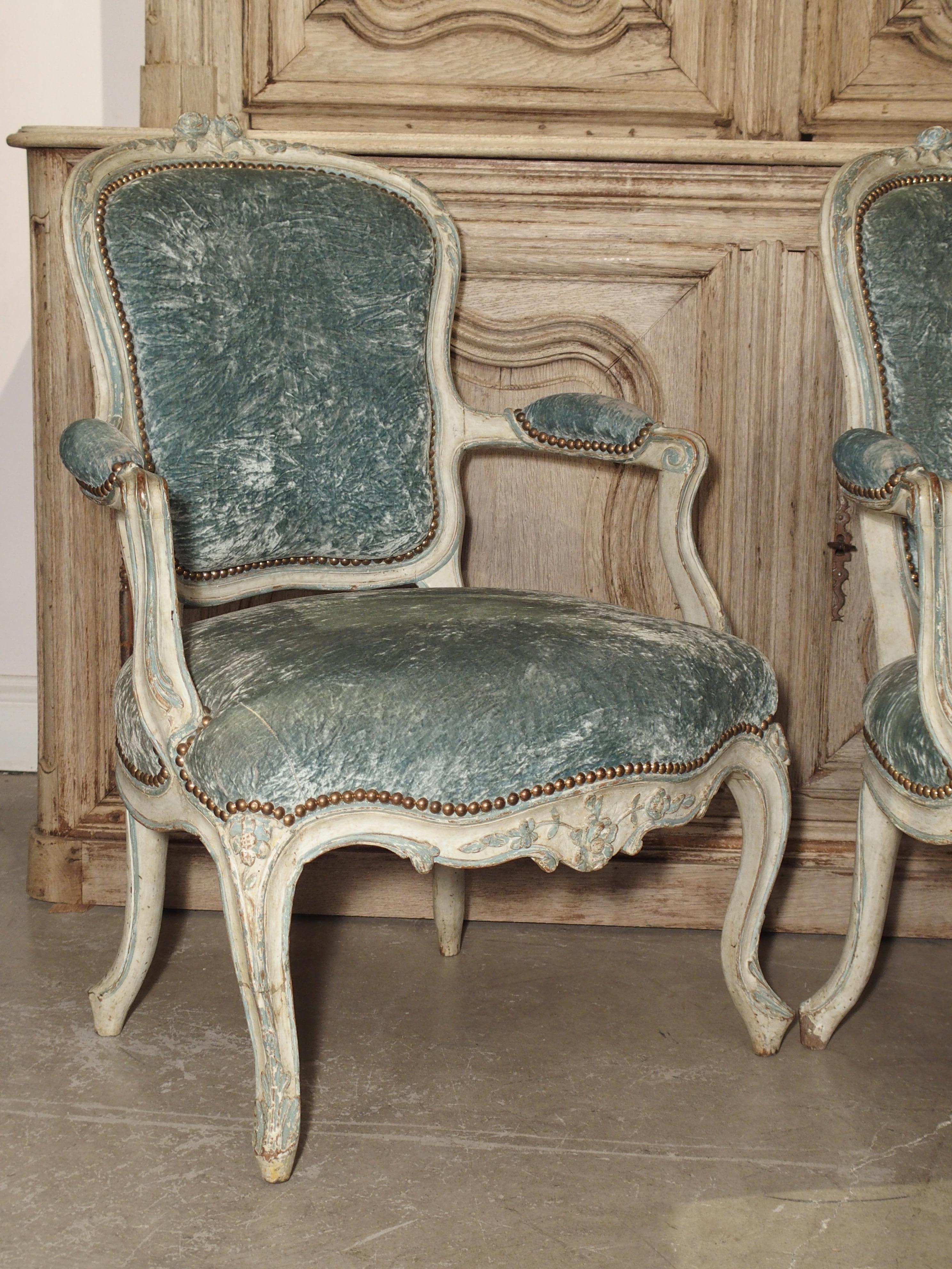 Pair of Period French Louis XV Blue and Cream Lacquered Cabriolet Armchairs 4
