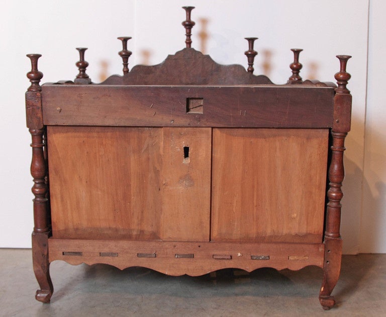 18th Century and Earlier 18th Century Walnut Wood Panetiere from France