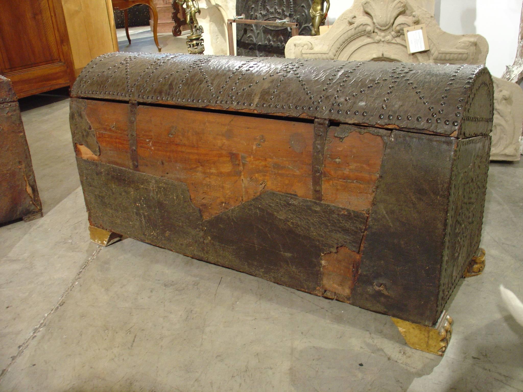 17th Century Rounded Top Leather Trunk from Spain In Good Condition In Dallas, TX