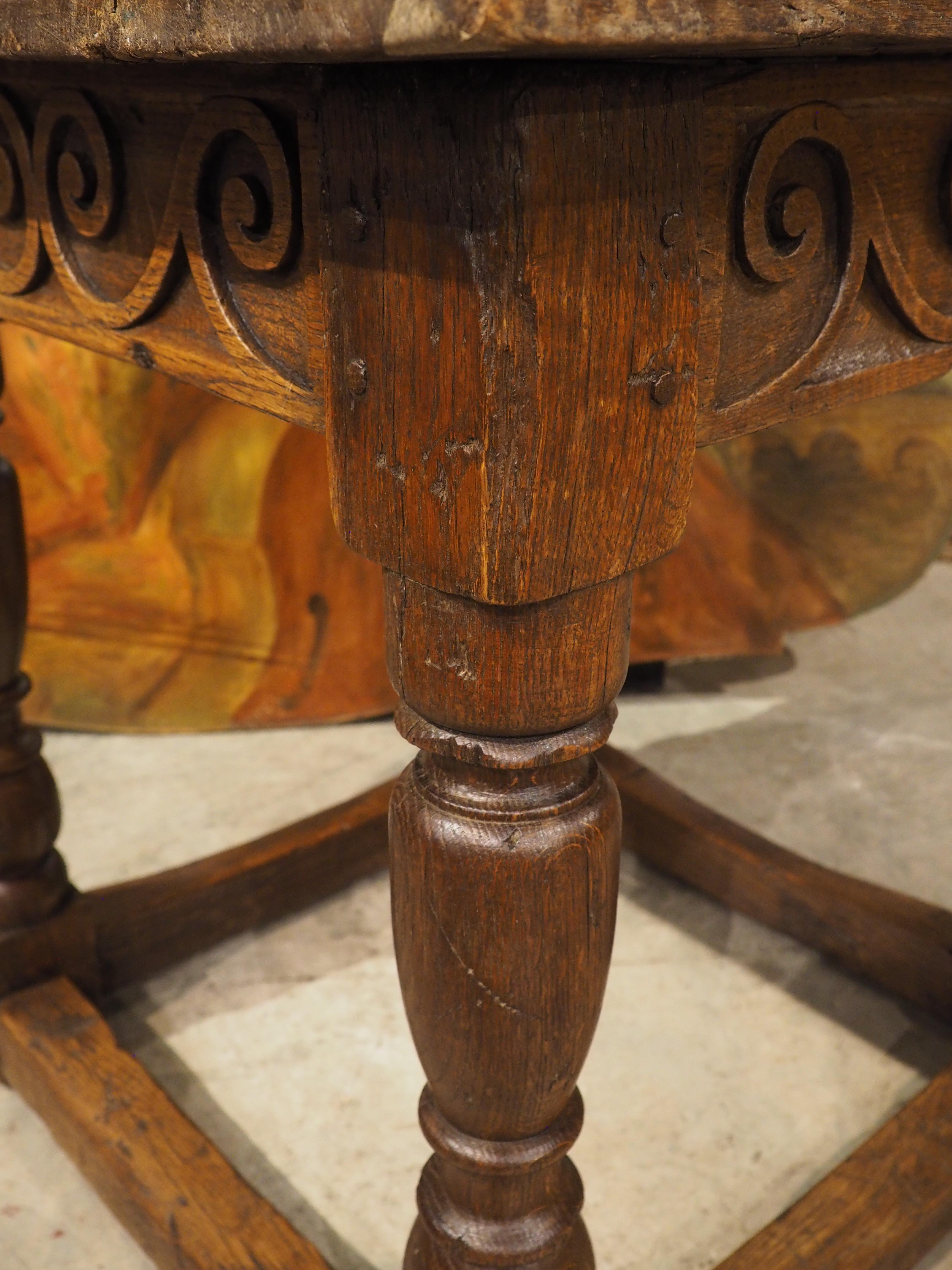 18th Century English Oak Side or Occasional Table For Sale 9