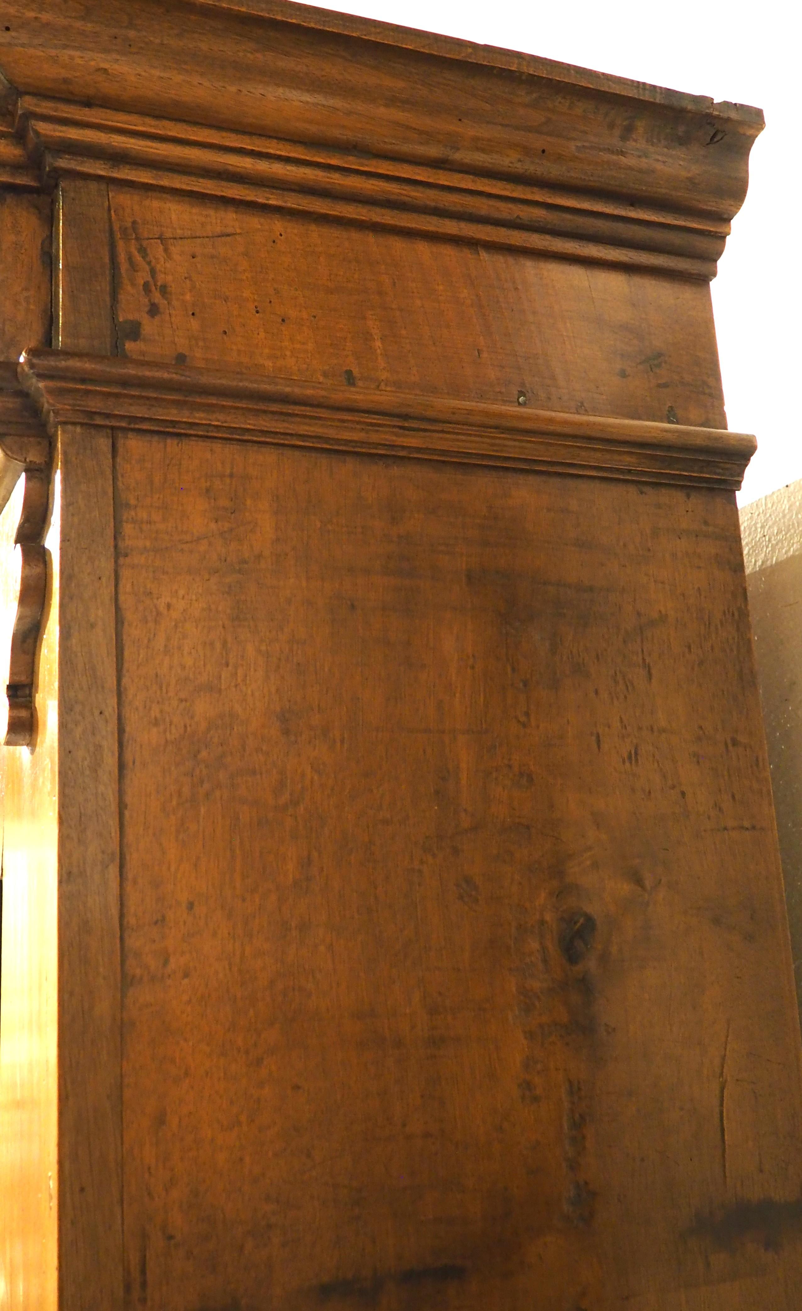 Bibliothèque italienne ancienne à triple niche en Wood Wood Wood ex Confessional, 19ème siècle en vente 14