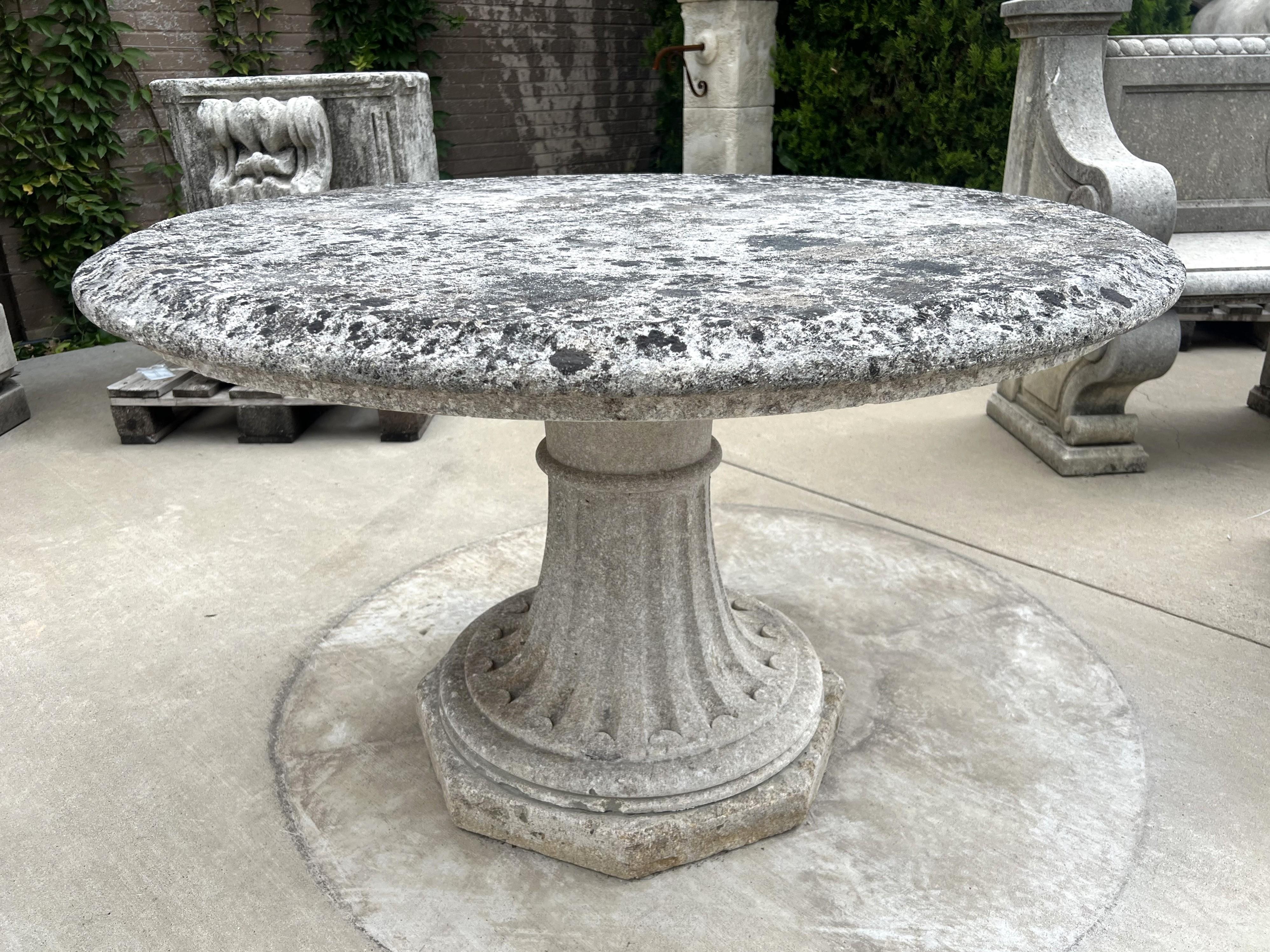 Early 1900s French Circular Limestone Table with Fluted Octagonal Base For Sale 8