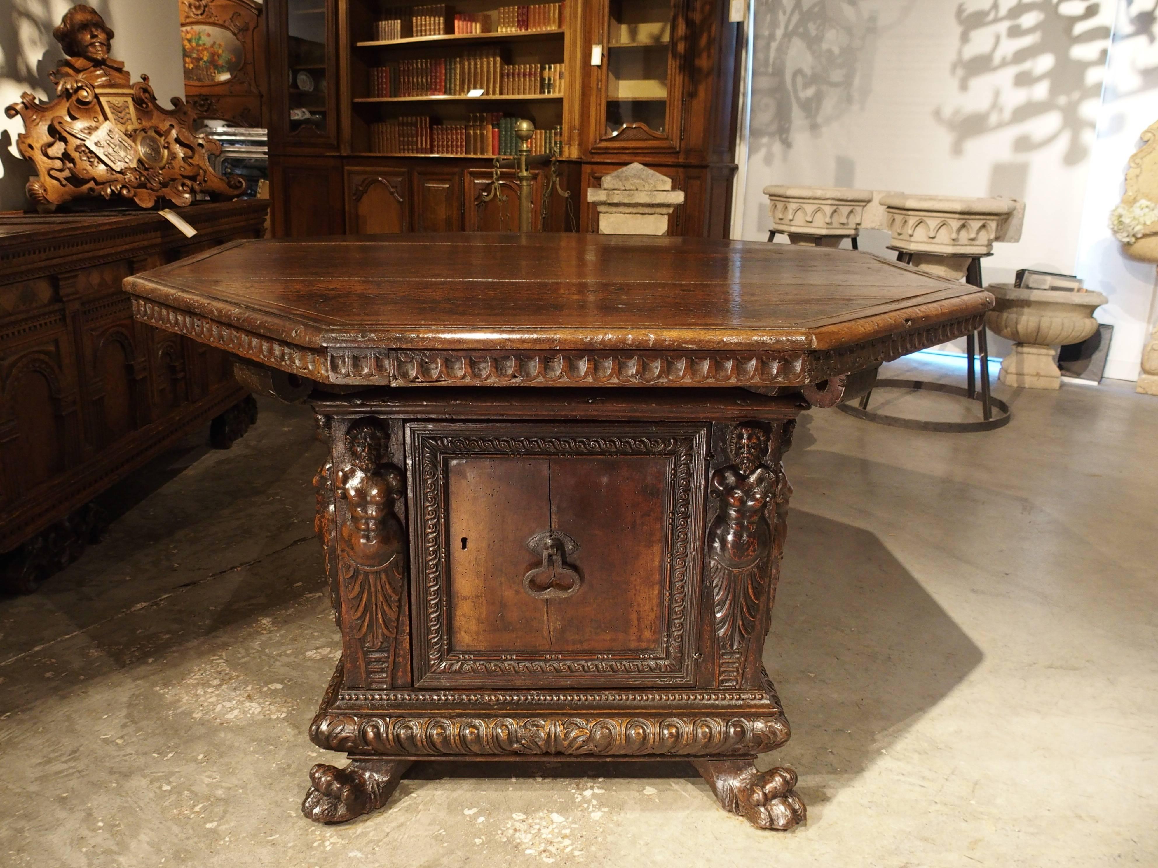 Period High Renaissance Walnut Wood Octagonal Center Table from Northern Italy, 3
