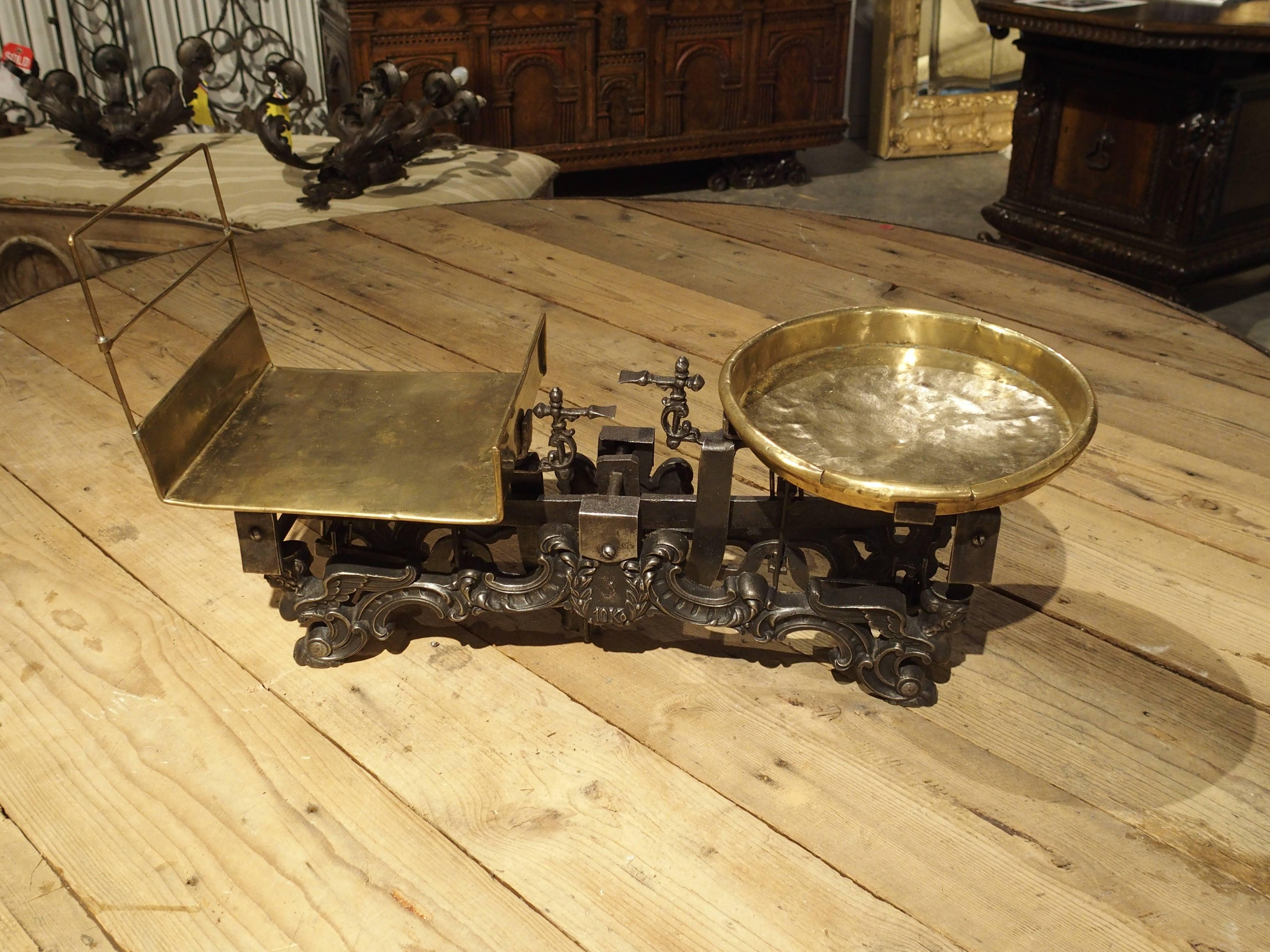 Antique Scale from Flanders, circa 1910 1