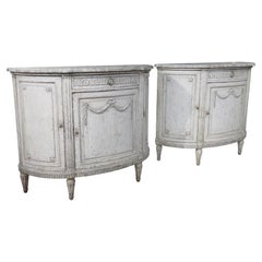 Ein Paar großer antiker französischer Buffets im Louis-XVI-Stil in Halbmondform, um 1900