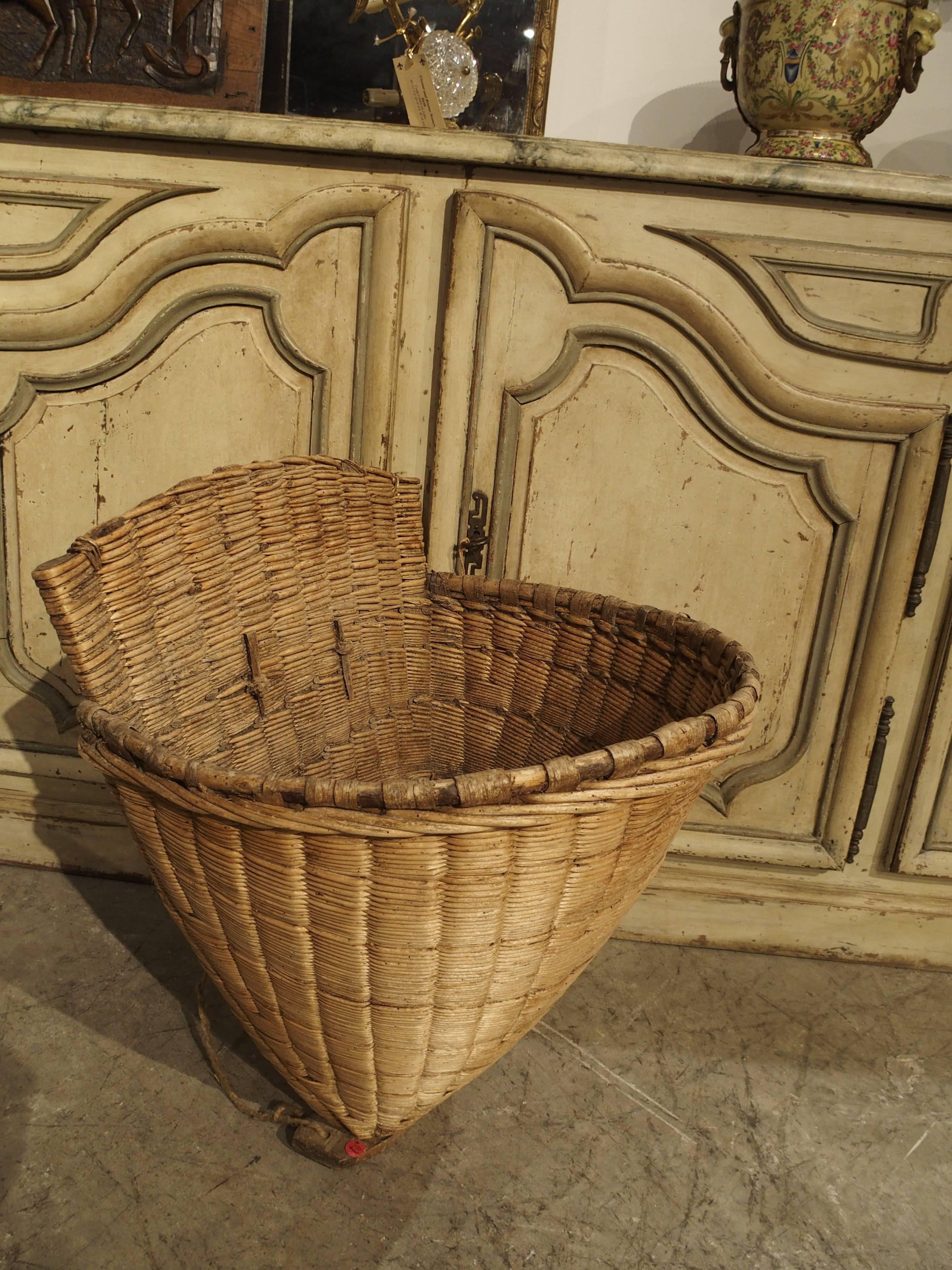 Antique Wine Grape Basket from France, circa 1900 3