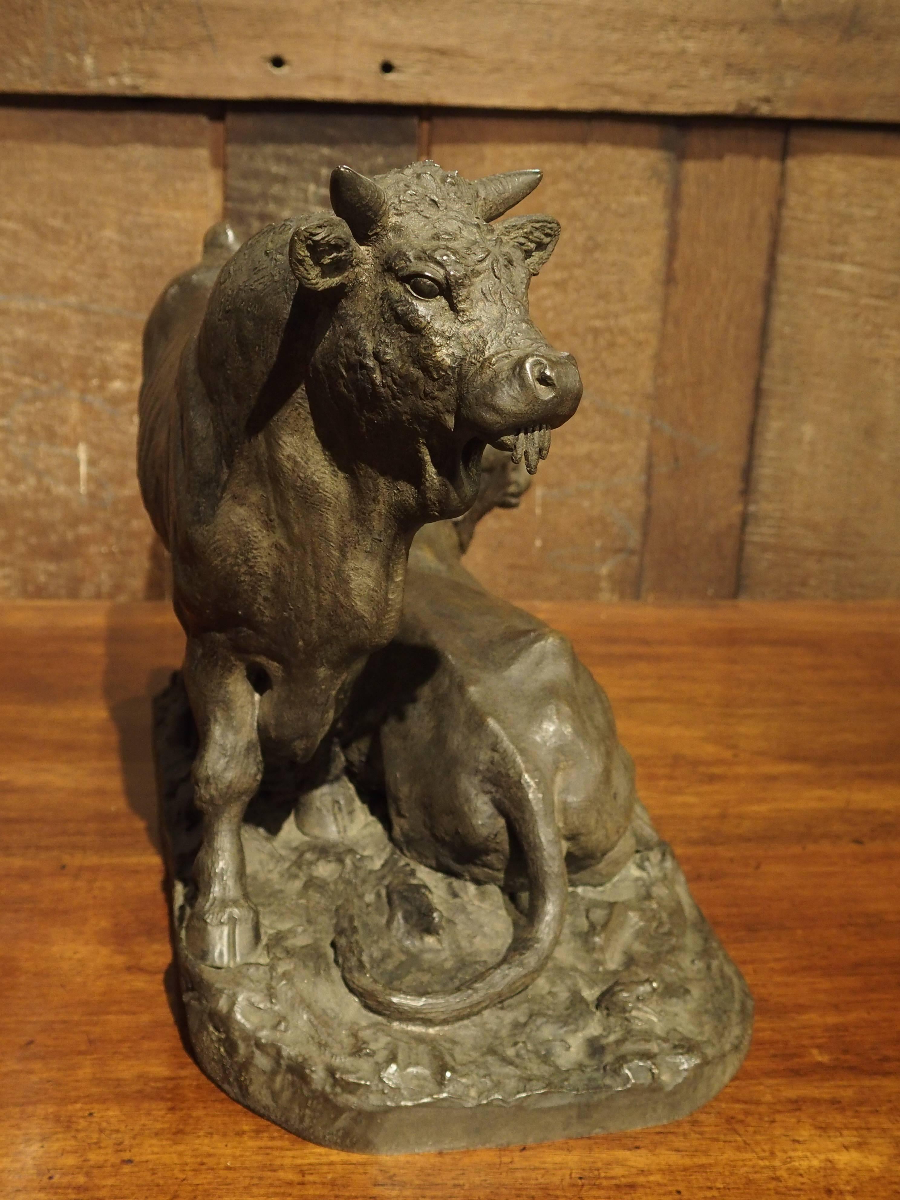 Antique French Bronze of a Bull and Cow, Christophe Fratin, Early to Mid 1800s In Excellent Condition In Dallas, TX