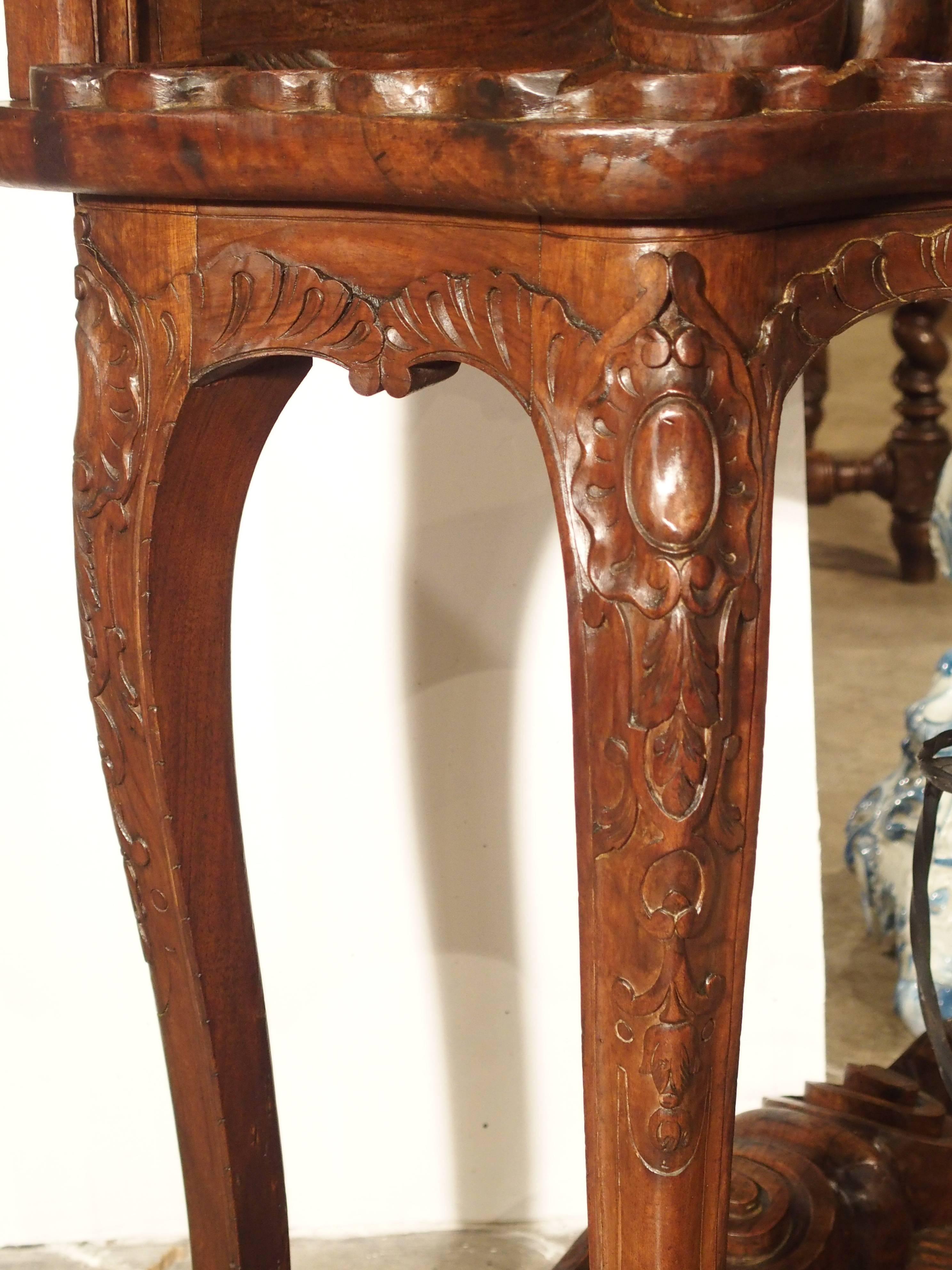 Antique French Walnut Wood Hall Rack and Umbrella Stand, circa 1880 In Good Condition For Sale In Dallas, TX