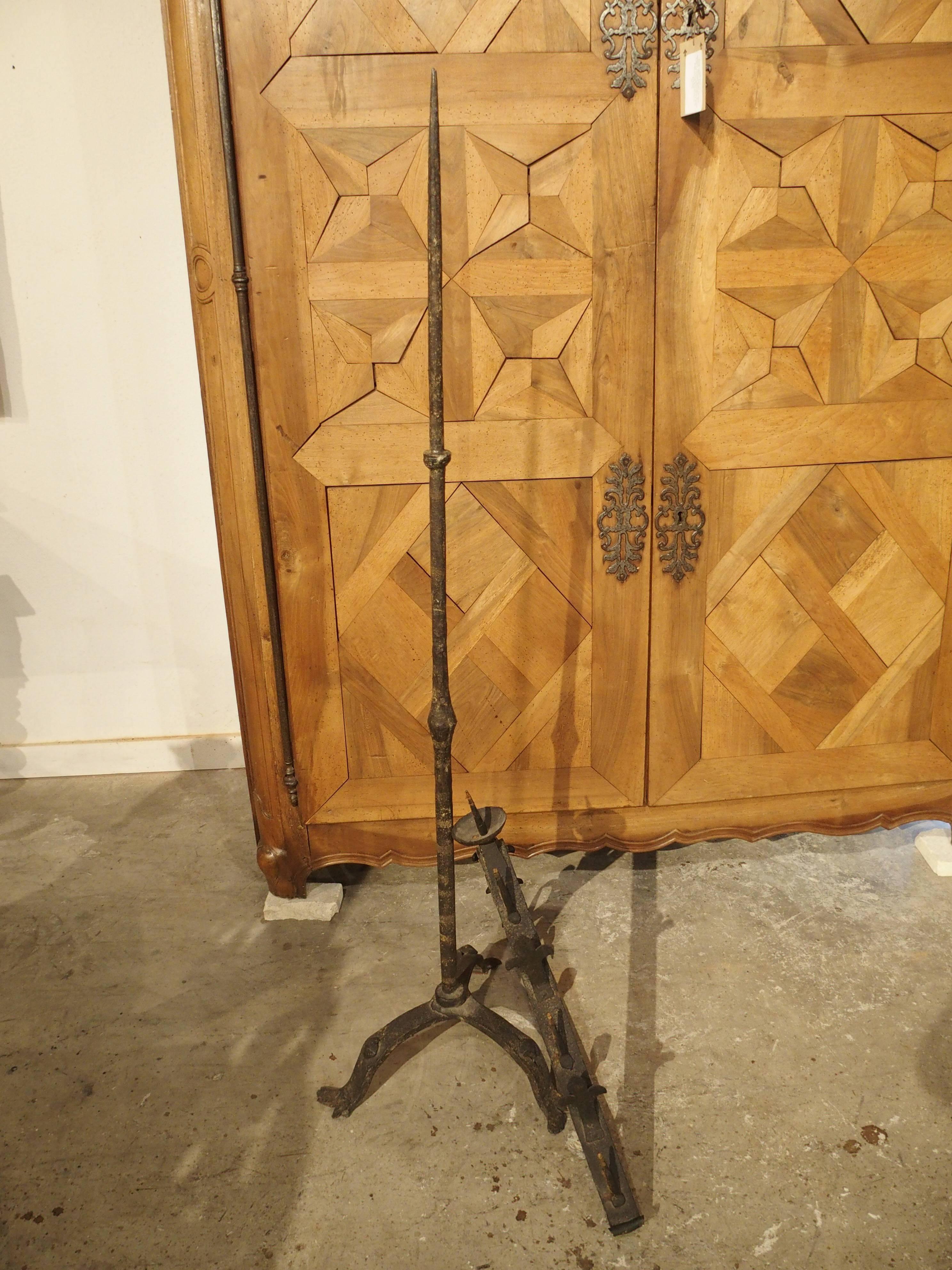 Antique Wrought Iron Torchere from Italy, 18th Century For Sale 3