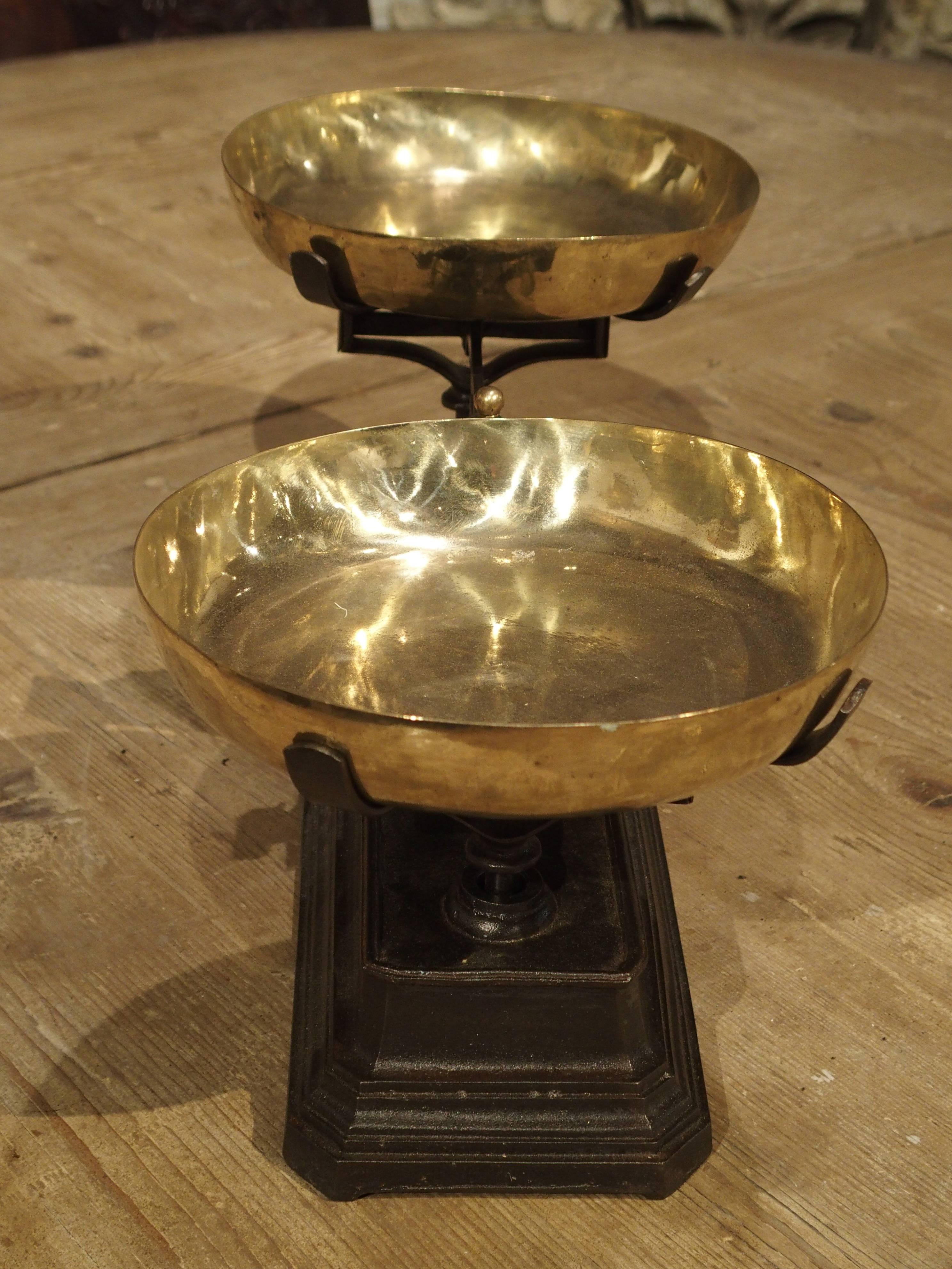 19th Century Antique 10 Kilogram Scale from France, circa 1900