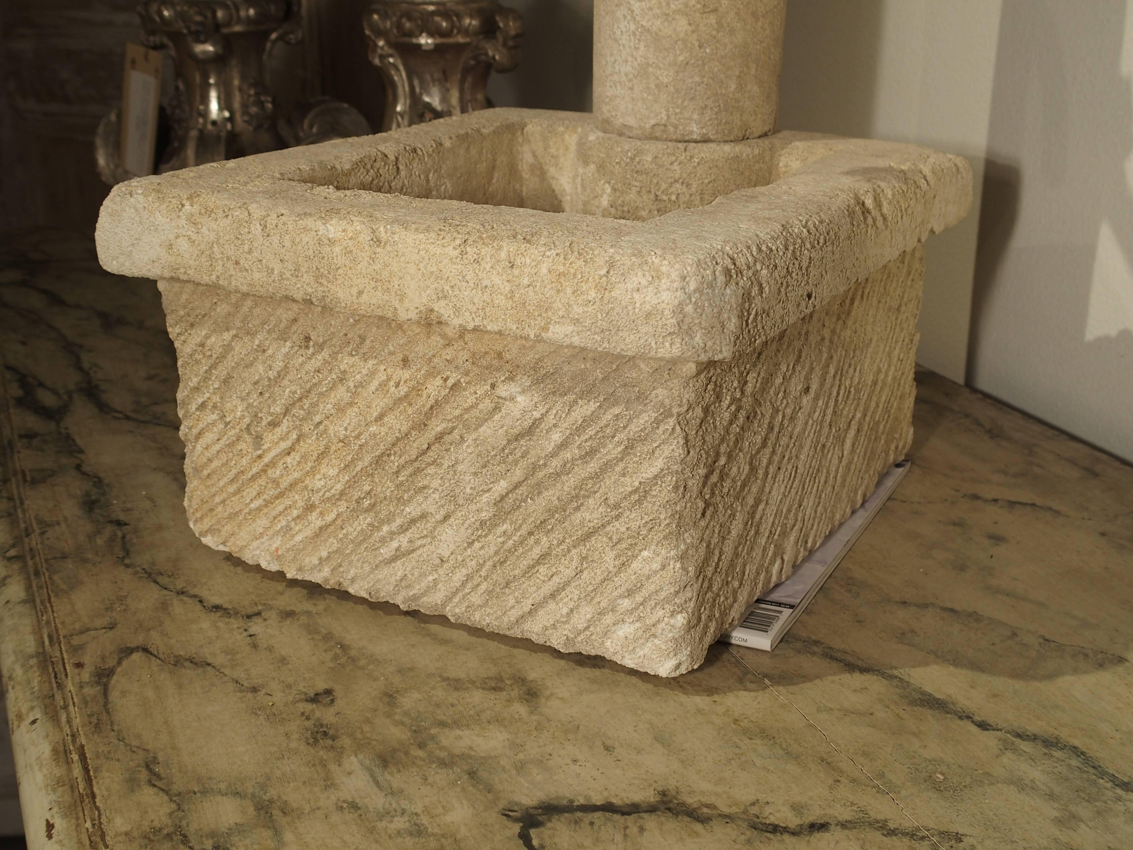 Small Provence France Carved Limestone Fountain In Excellent Condition In Dallas, TX