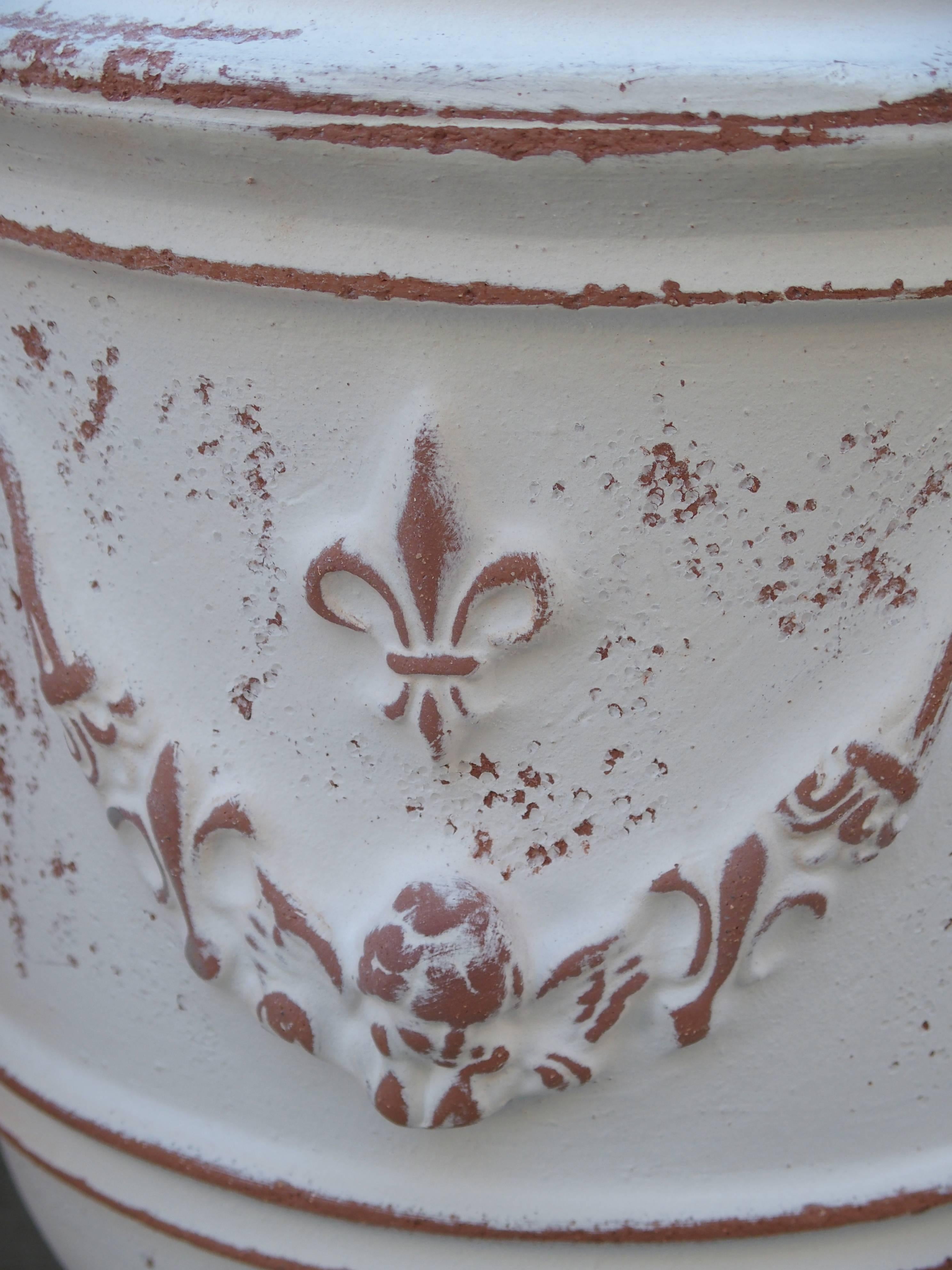 Pair of White Painted and Distressed Anduze Pots, France In Excellent Condition In Dallas, TX