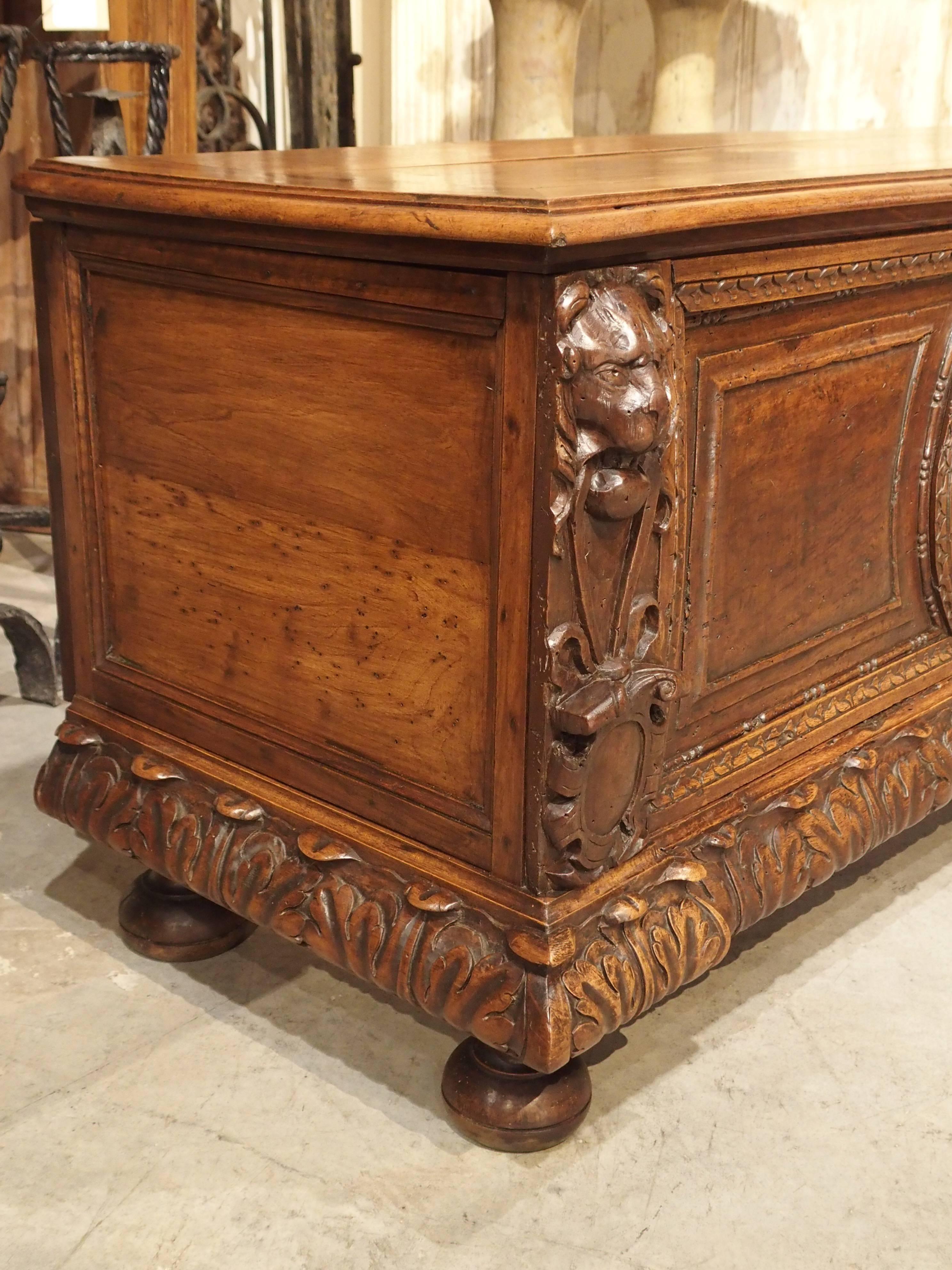 19th Century Walnut Wood Renaissance Trunk from France In Good Condition In Dallas, TX