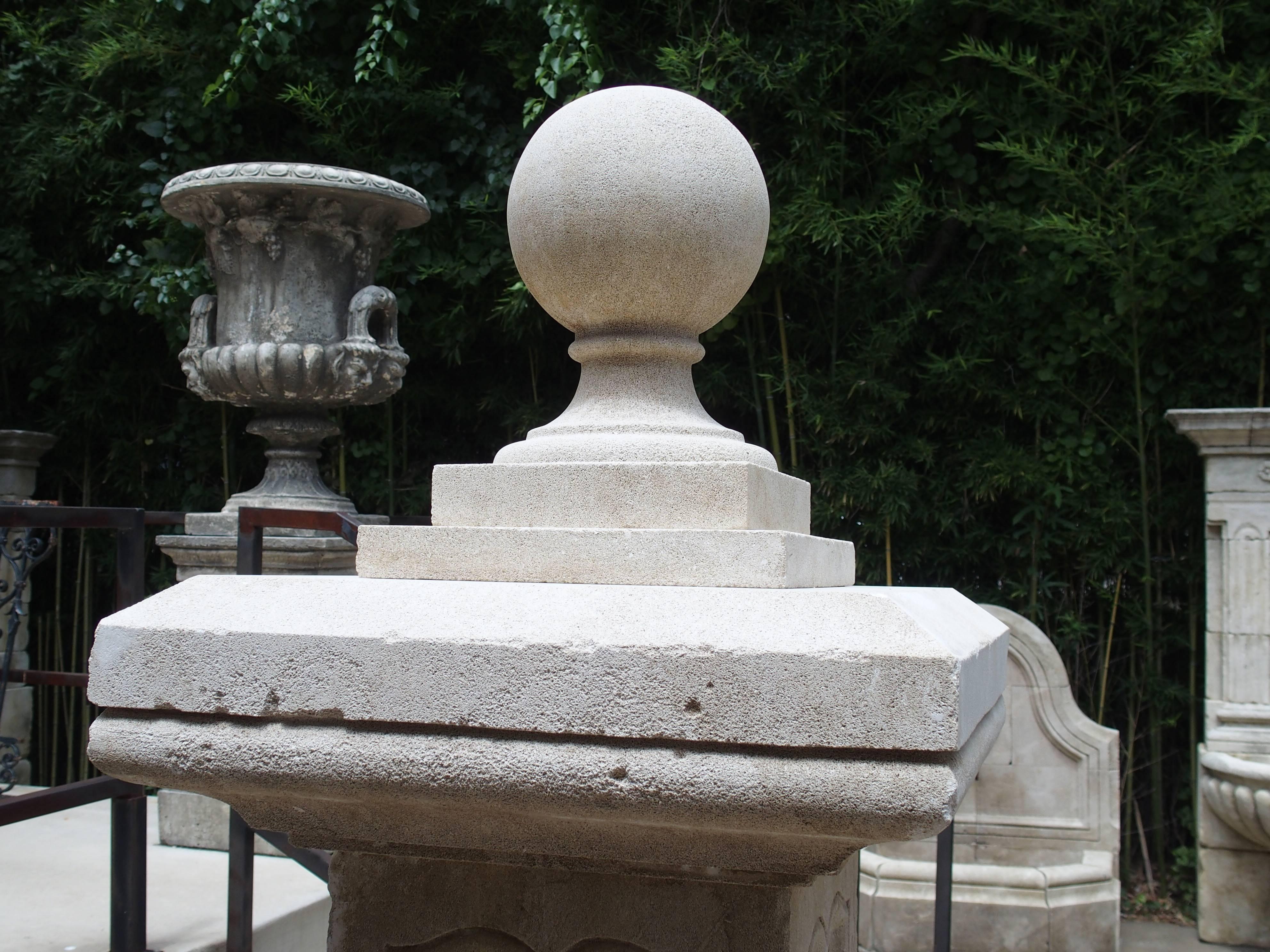 Carved Octagonal Limestone Centre Fountain from Provence In Good Condition In Dallas, TX