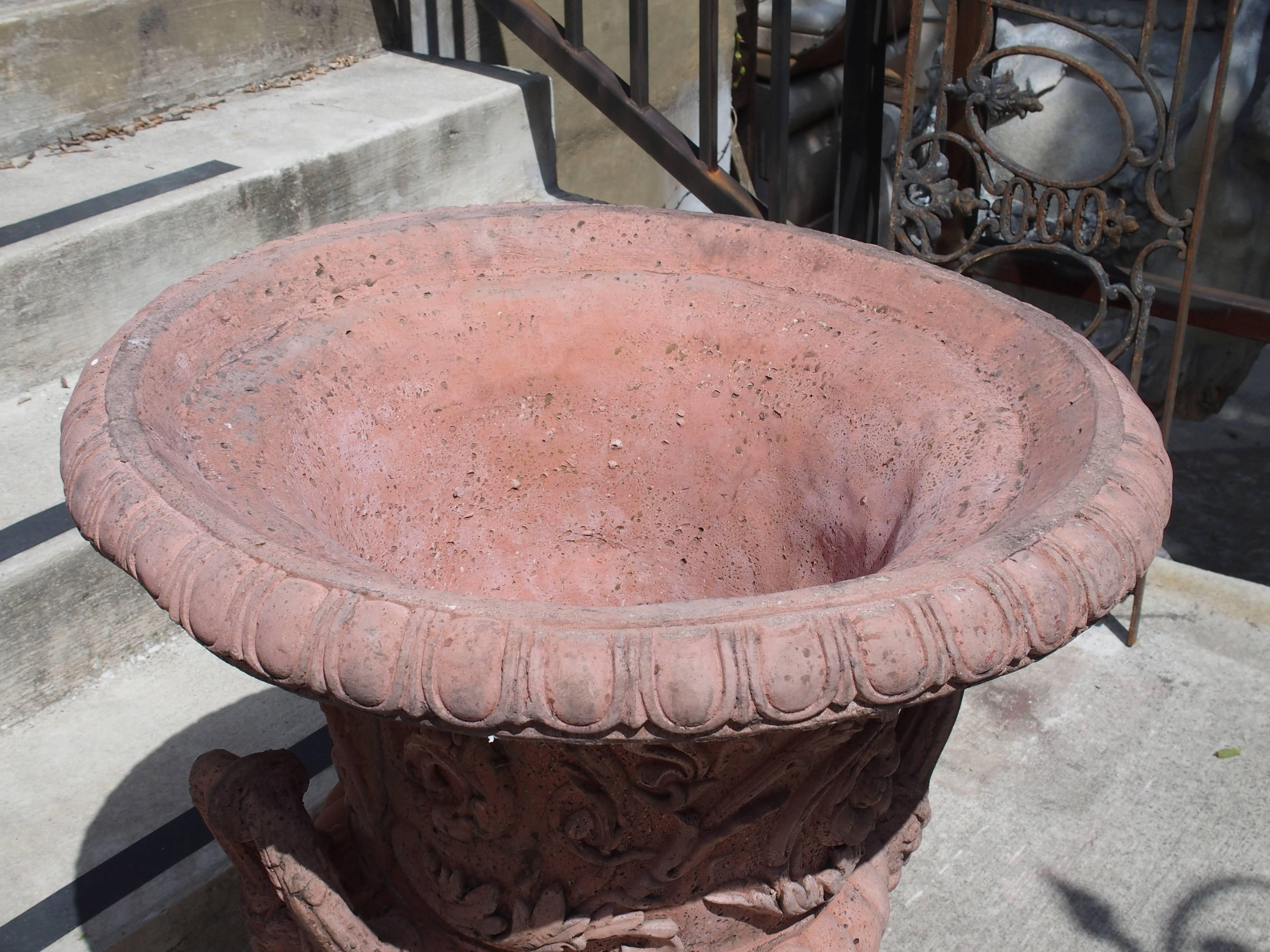 Classical Roman Pair of French Terra Cotta Colored Cast Stone Medici Urns