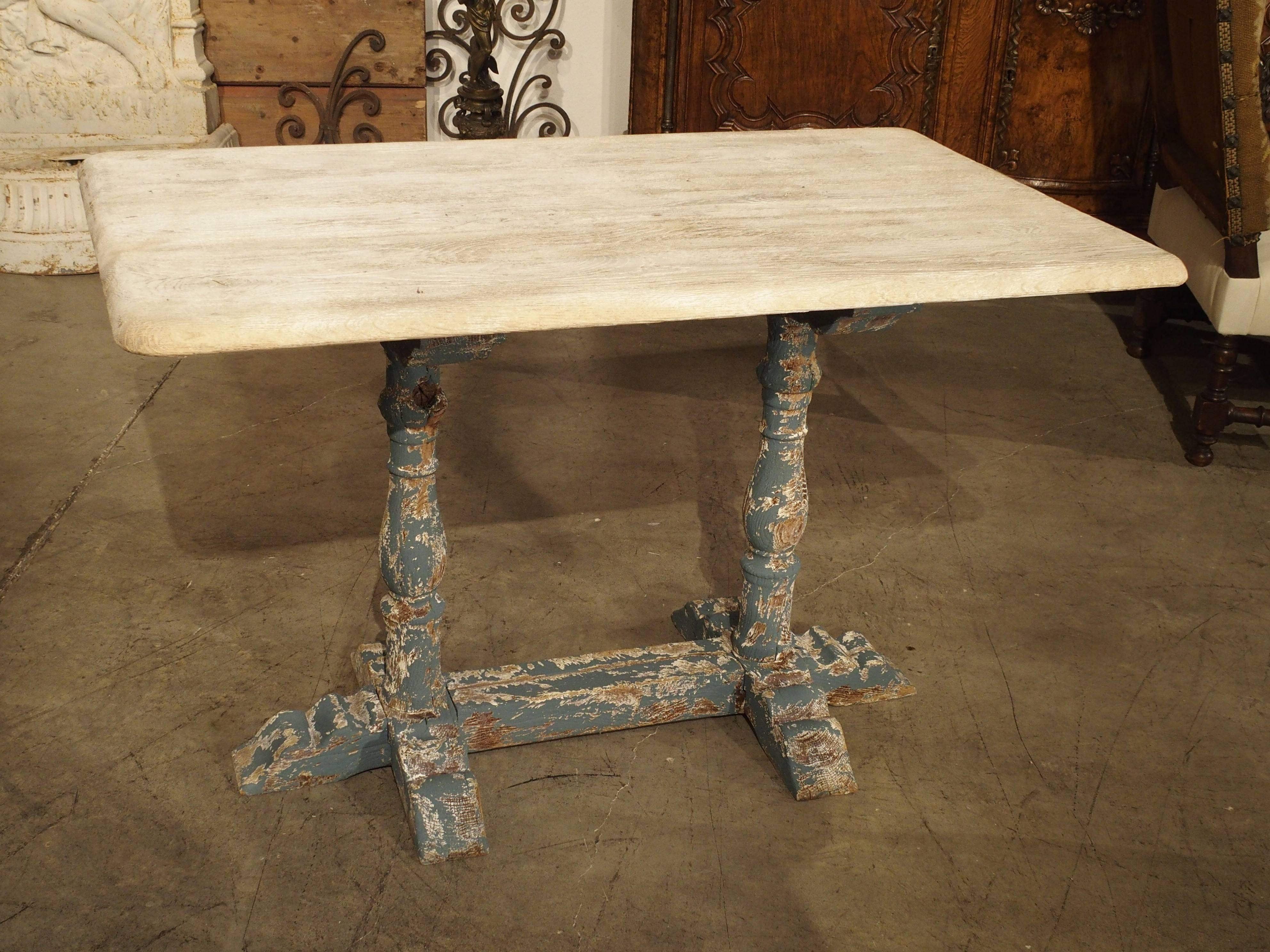 Small Stripped and Parcel Painted Antique French Restaurant Table, Early 1900s In Good Condition In Dallas, TX