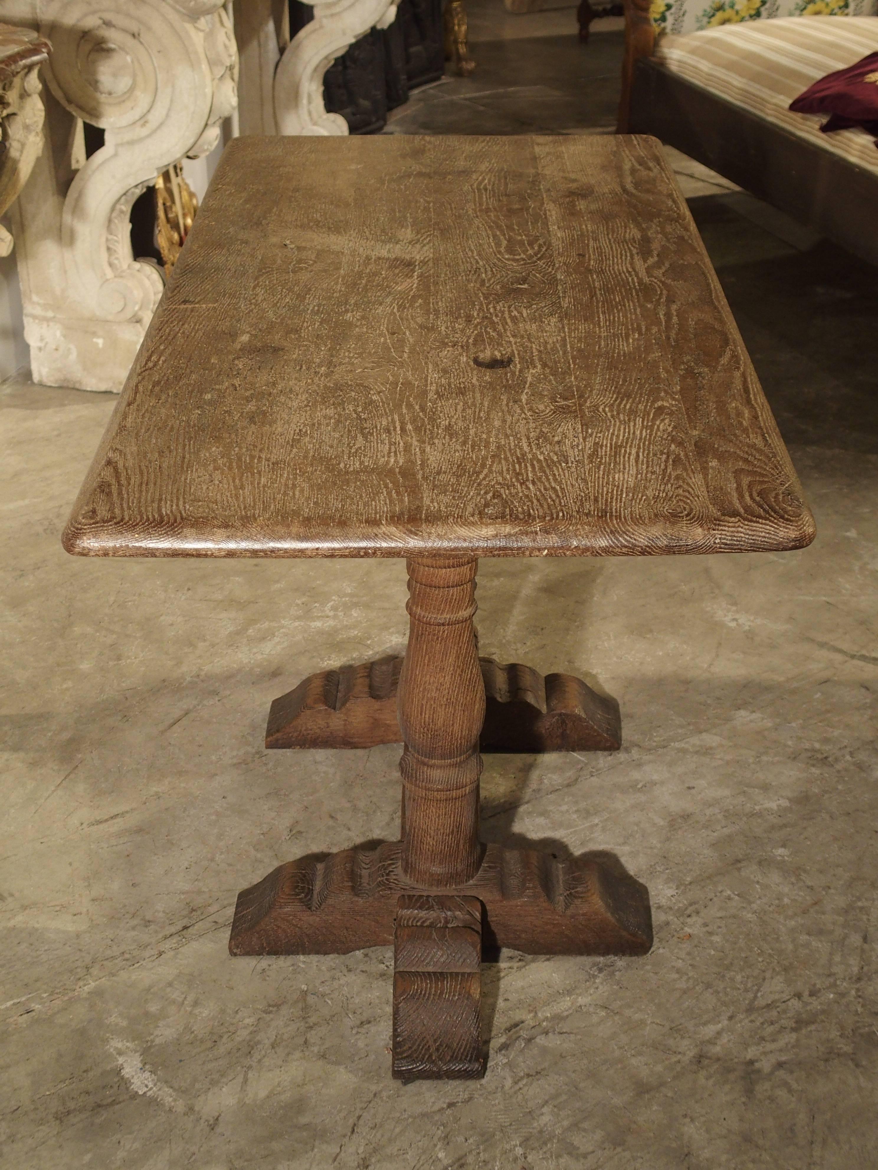 French Oak Bistro or Restaurant Table, Mid-1900s In Good Condition In Dallas, TX