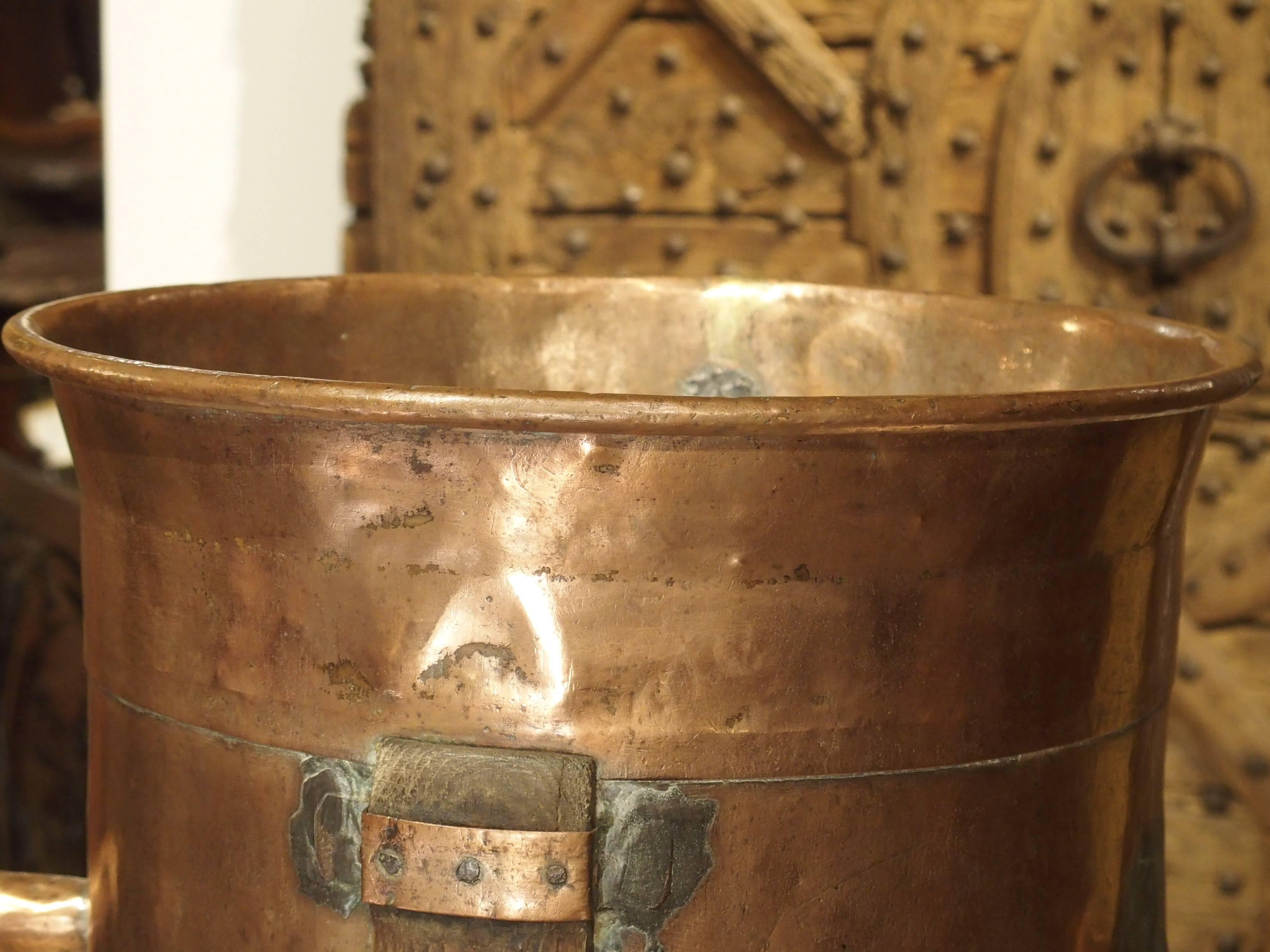 Antique Copper 50 Liter Wine Vessel from Carcassonne France, circa 1850 In Good Condition In Dallas, TX