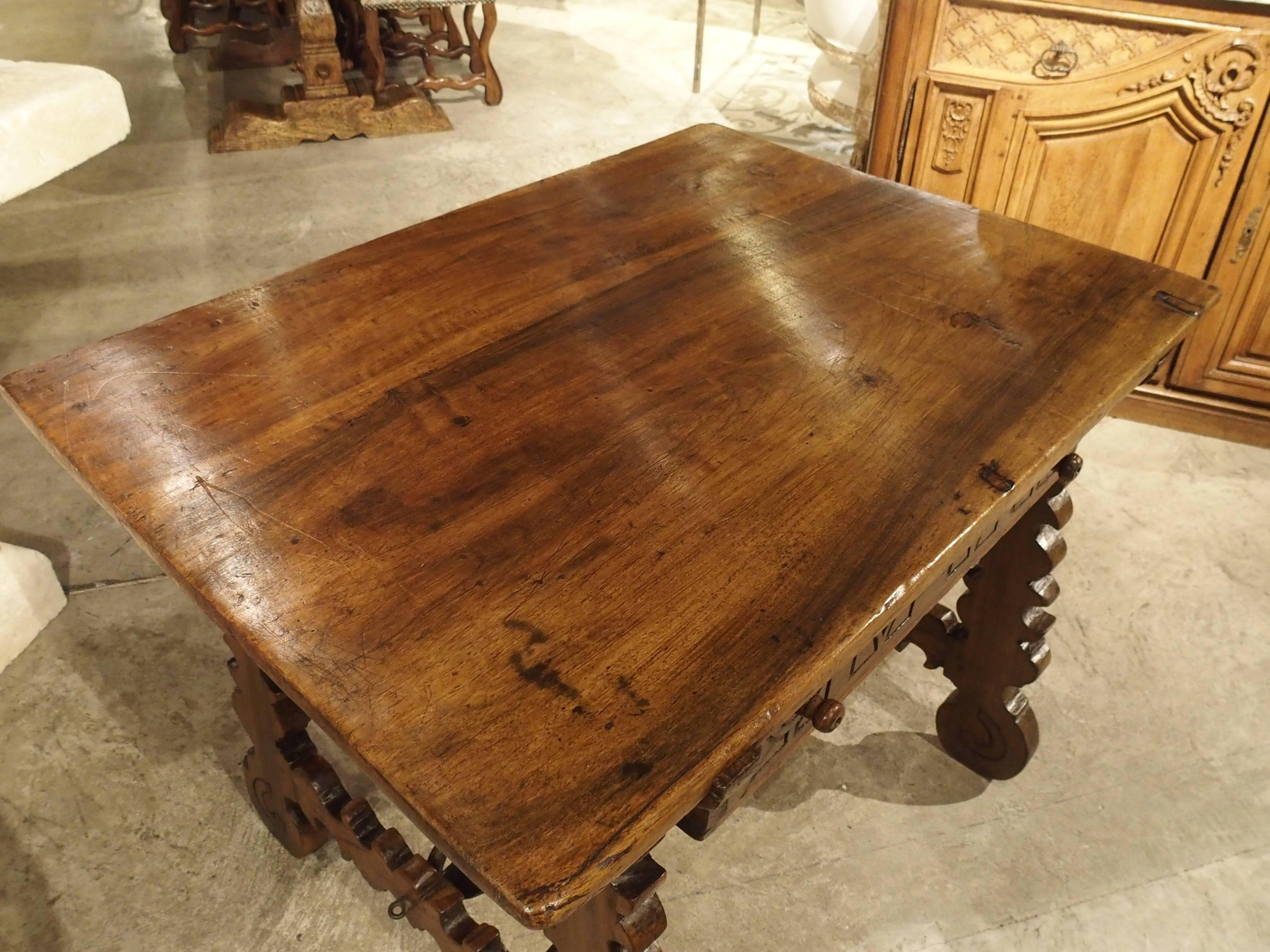 Spanish 17th Century Walnut Wood Table from Northern Spain