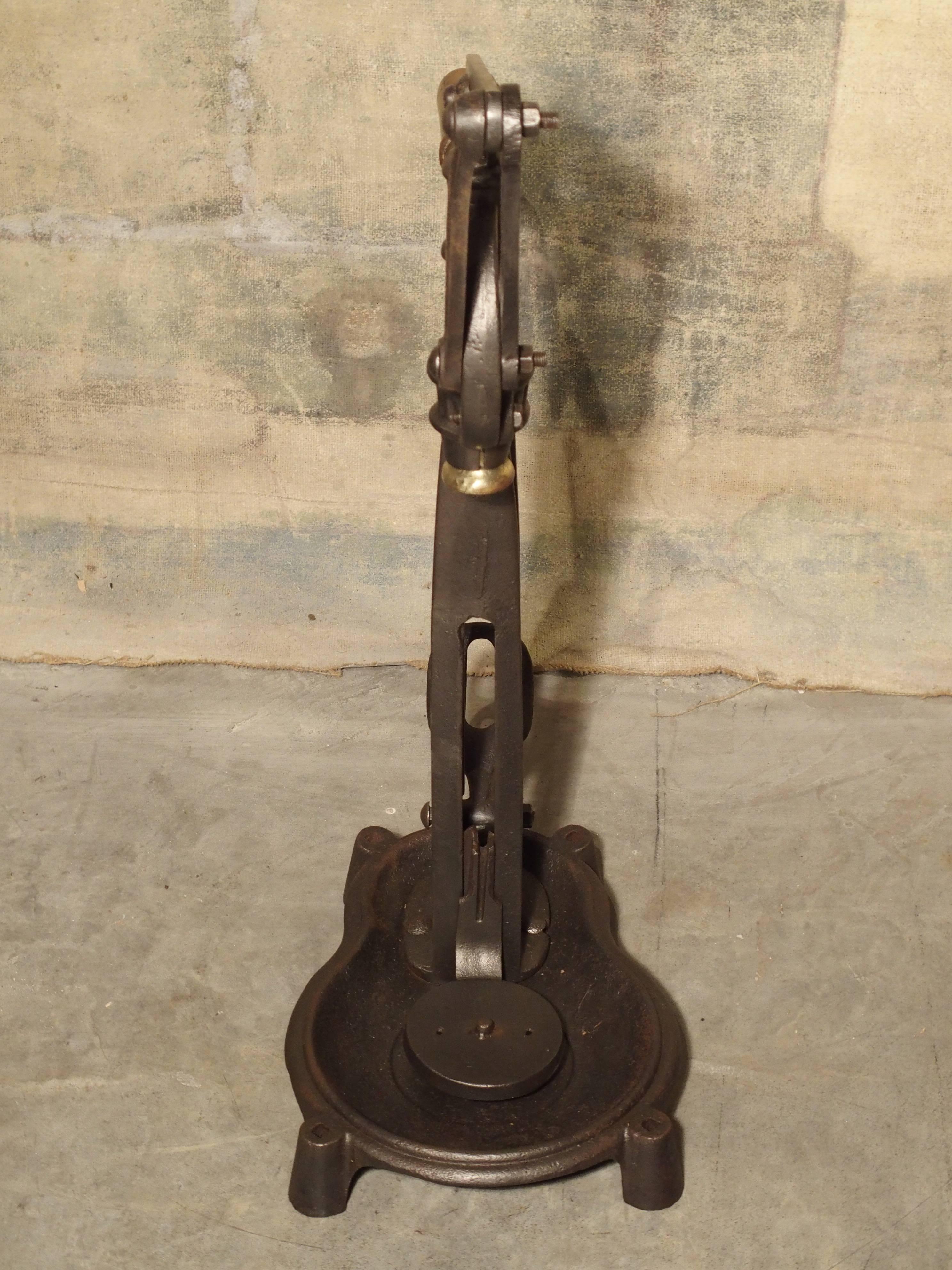 Antique Cast Iron Wine Corking Machine from France, circa 1900 In Excellent Condition In Dallas, TX