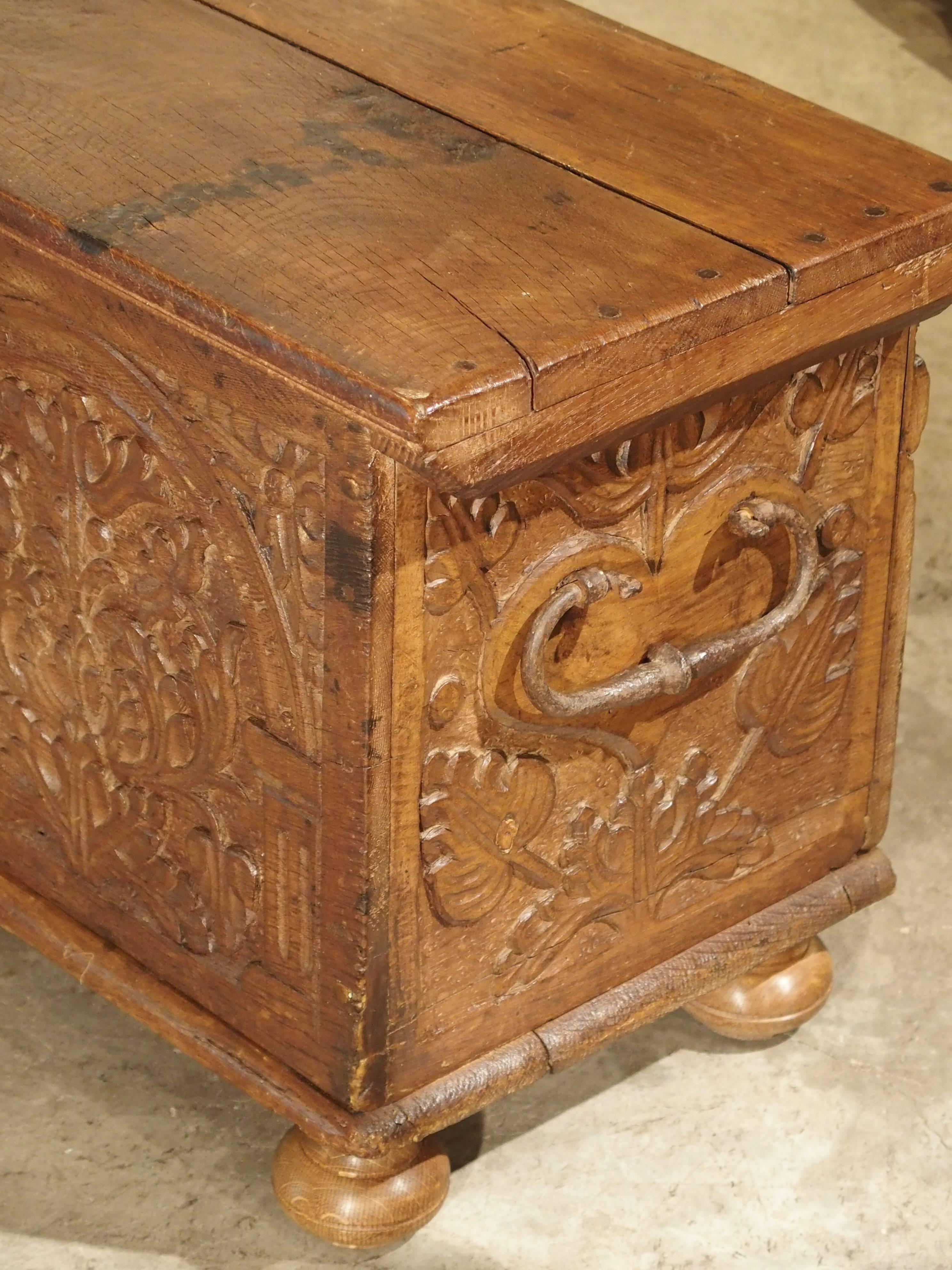 17th Century Carved Oak Trunk with Detailed Arcading and Foliate Motifs 1