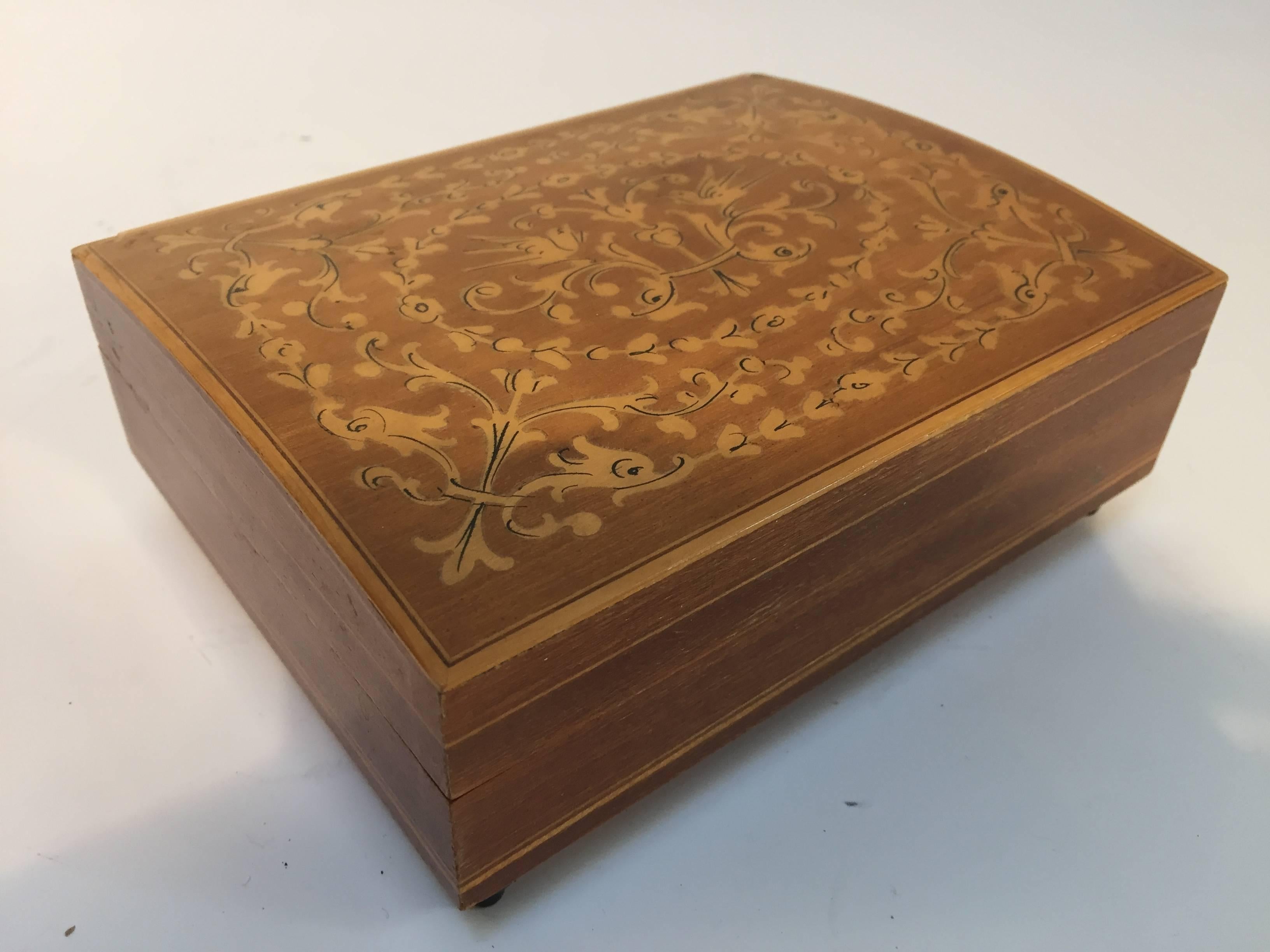 Moorish Footed Wooden Music Box Made in Italy