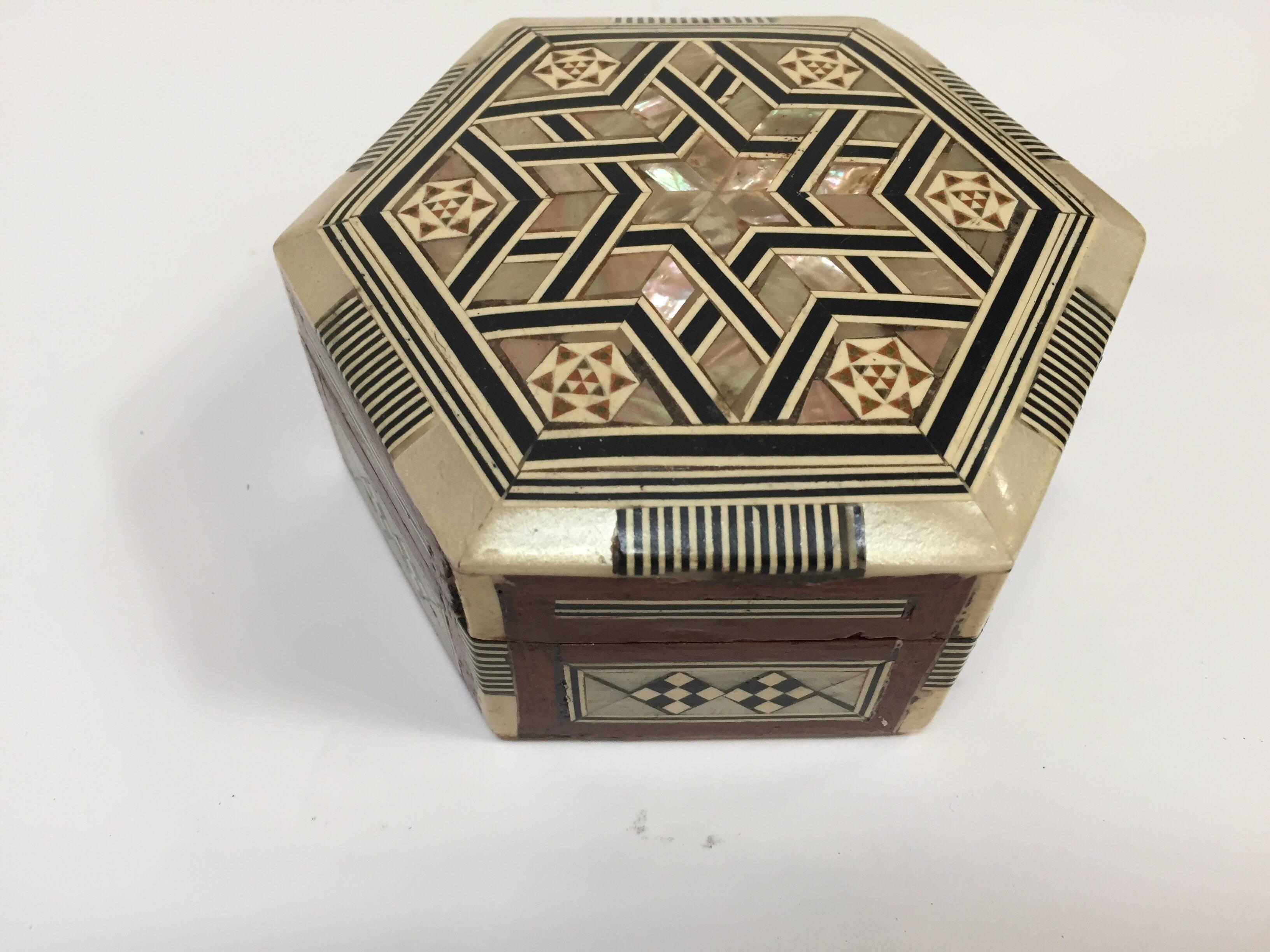 Moorish Middle Eastern Handcrafted Syrian Octagonal Box Inlaid withMother-of-Pearl