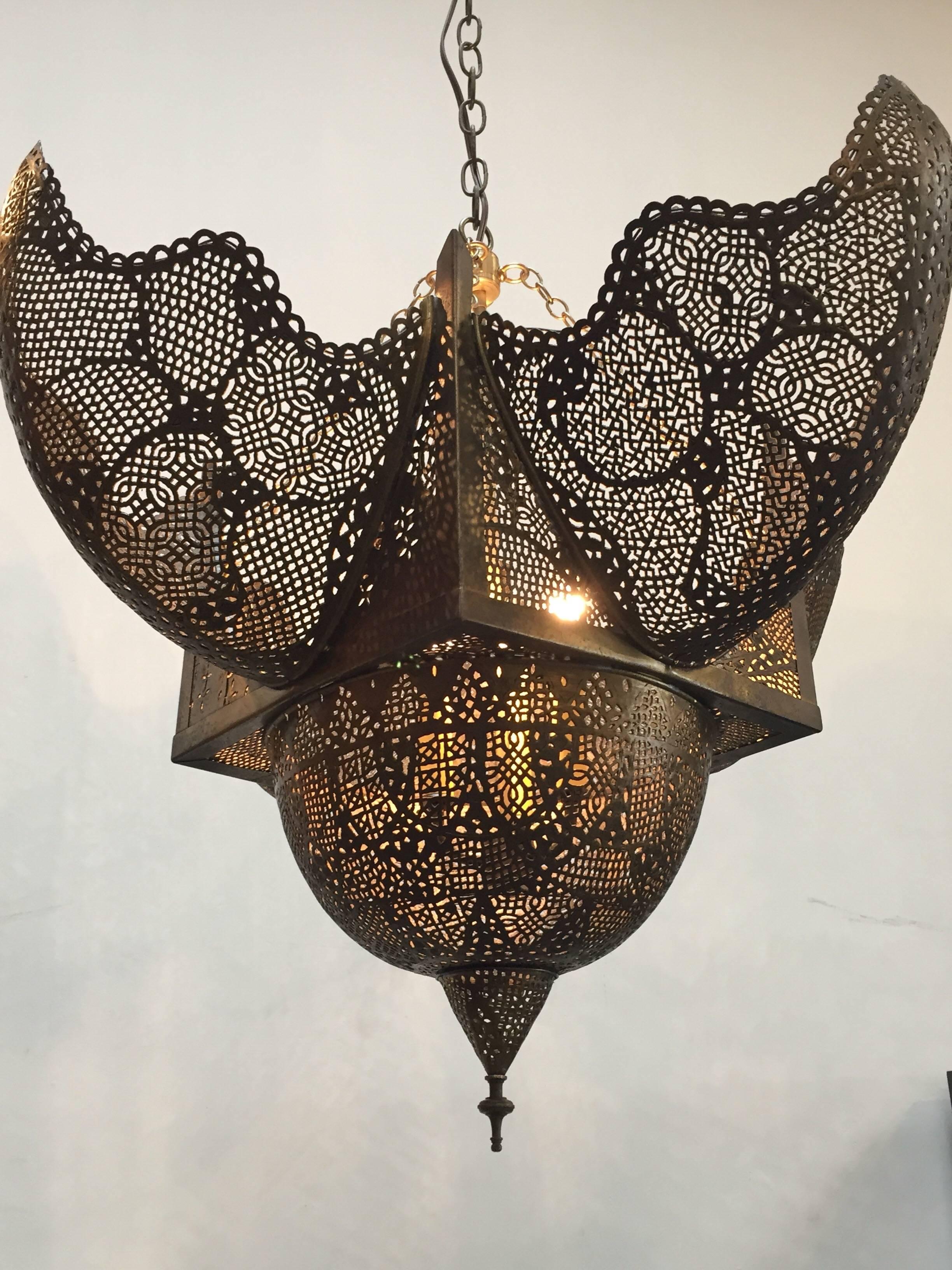 middle eastern chandelier