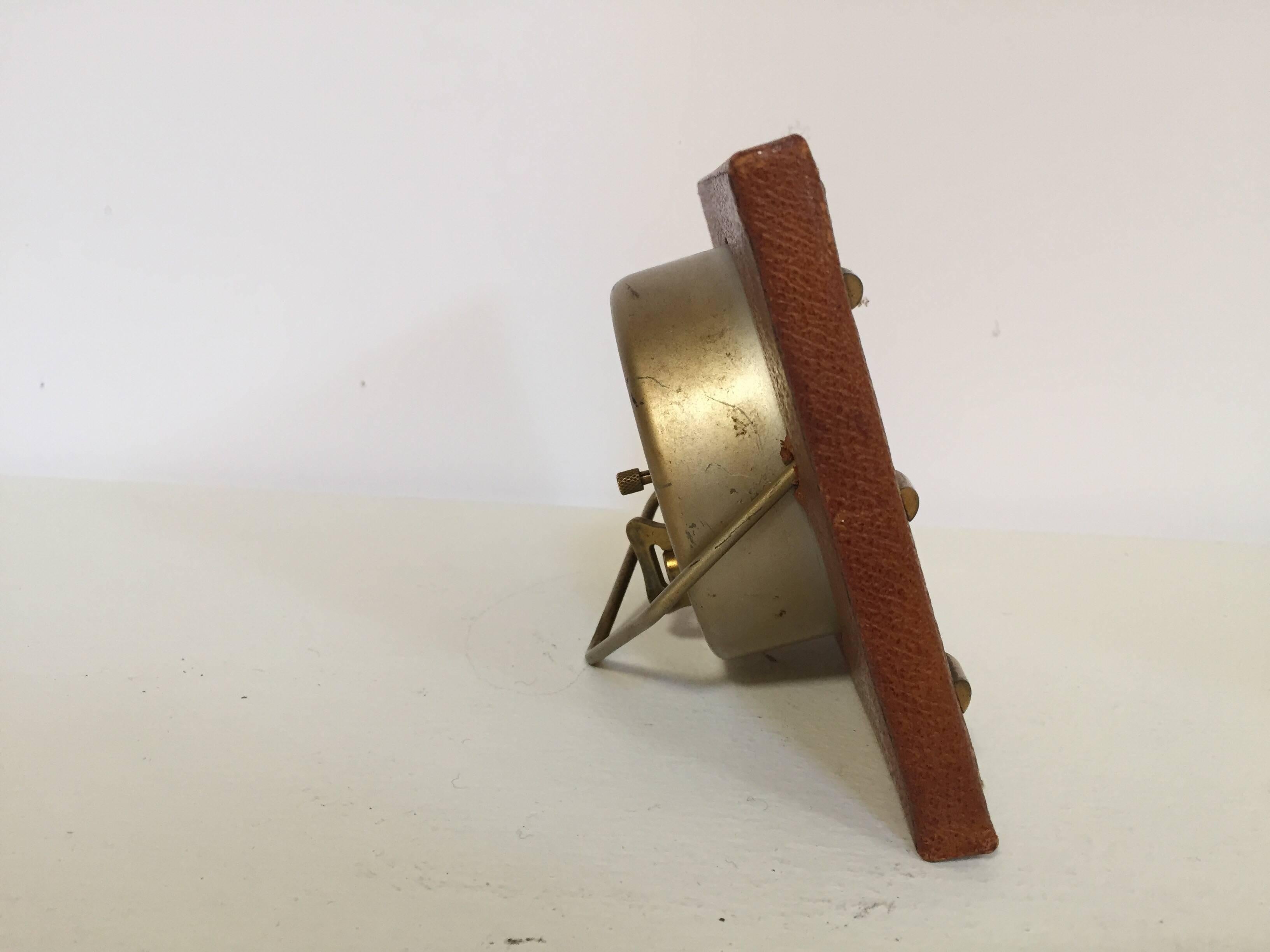 Mid-20th Century Leather and Brass Bauhaus French Endura Desk Clock Jacques Adnet Style