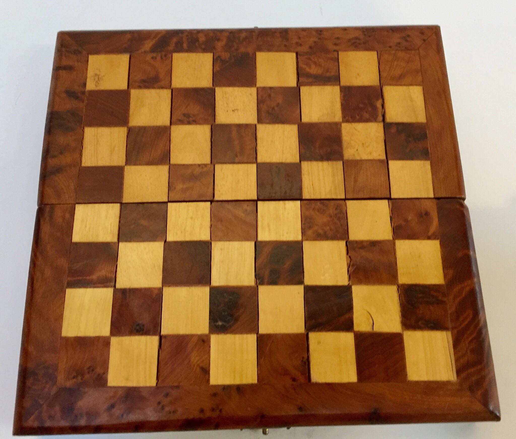 Moroccan Handcrafted Thuya Wood Box with Backgammon and Chess Set Game 4