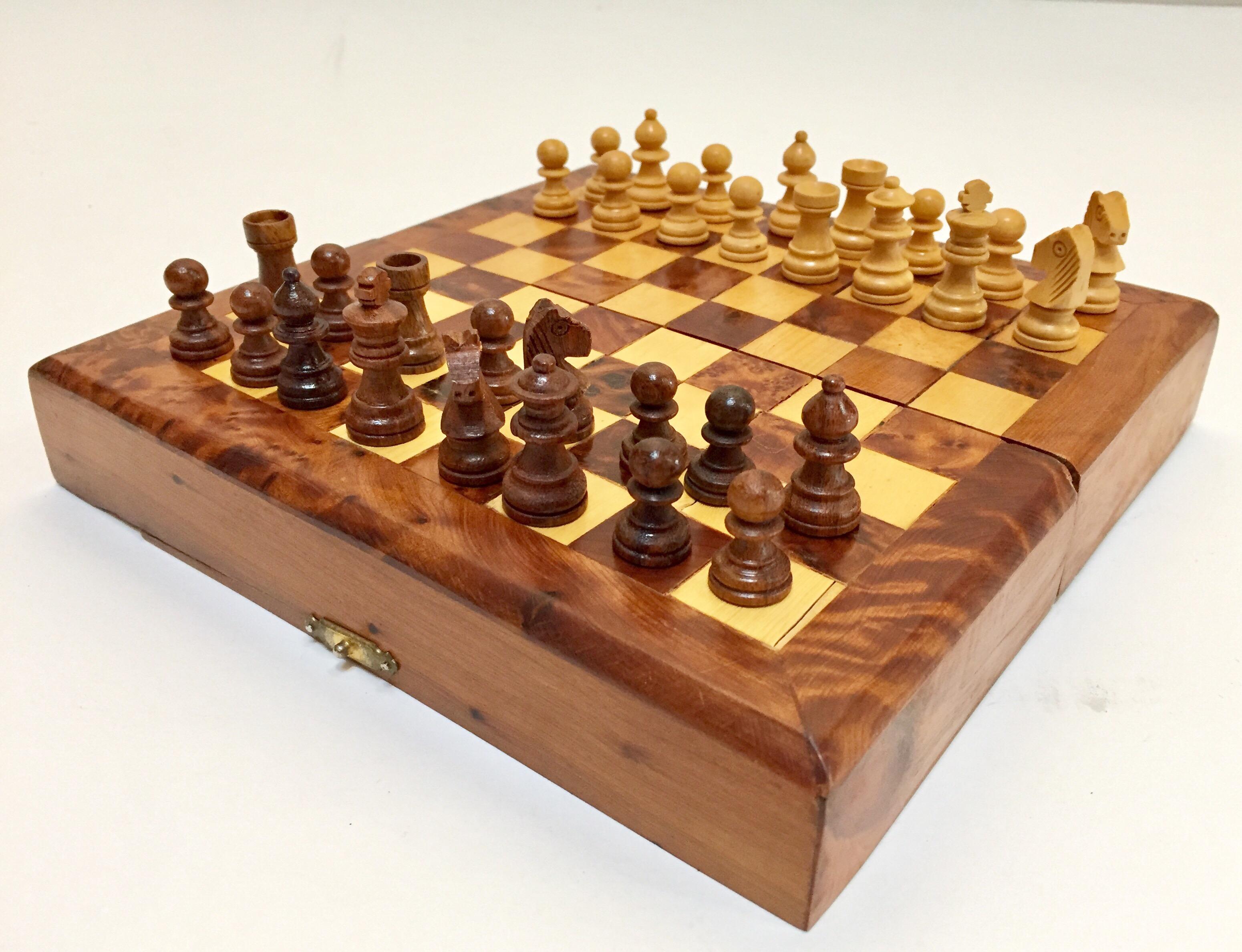 Moroccan Handcrafted Thuya Wood Box with Backgammon and Chess Set Game 5