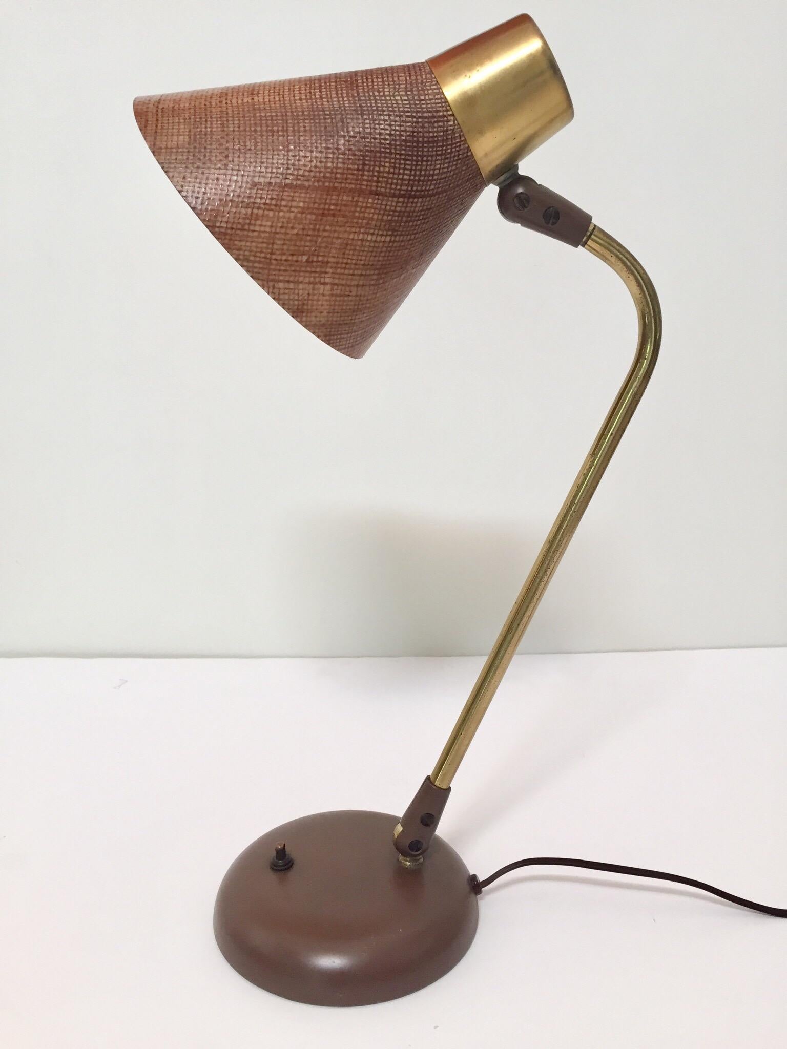 Enameled Gerald Thurston Desk Table Lamp for Lightolier, 1950s