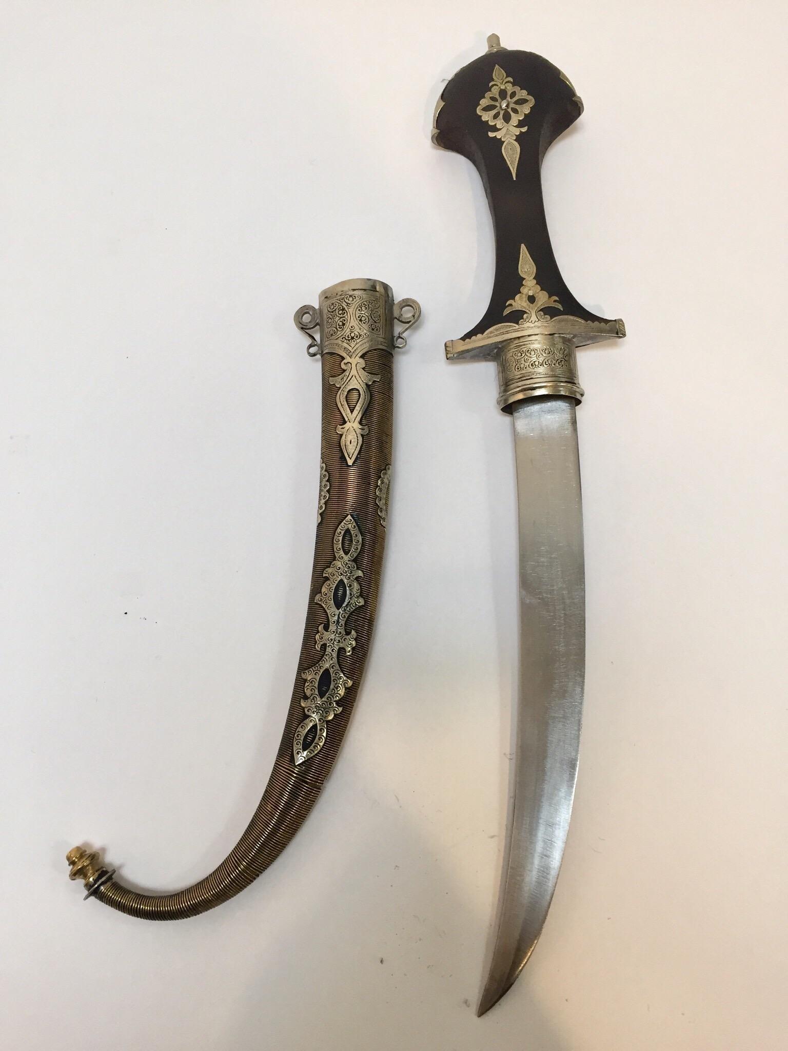 Moroccan Tribal Khoumya Dagger For Sale 4