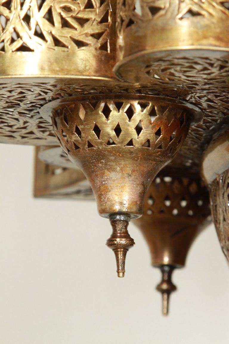 20th Century Large Moroccan Moorish Alhambra Brass Chandelier